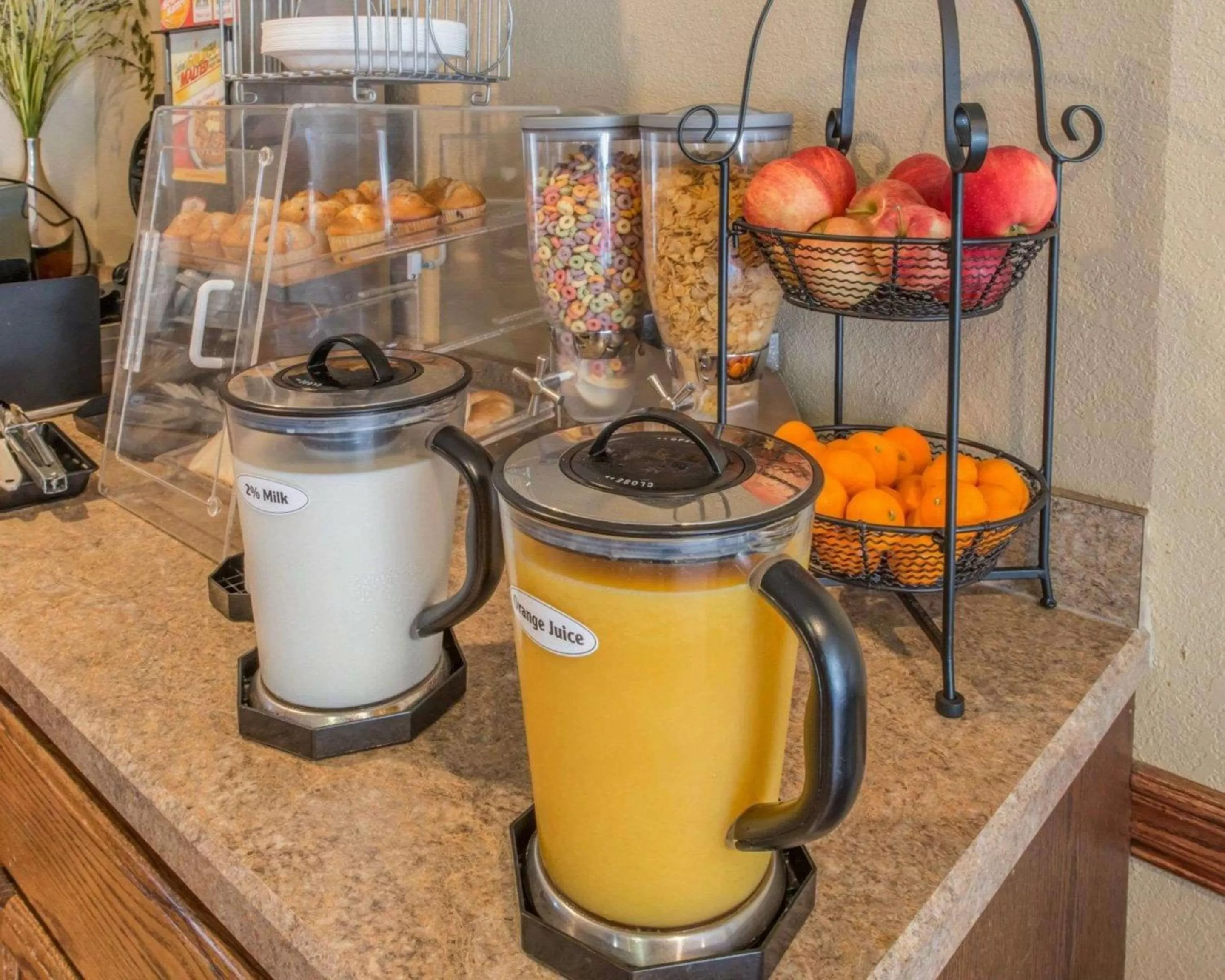 Restaurant/places to eat in Econo Lodge