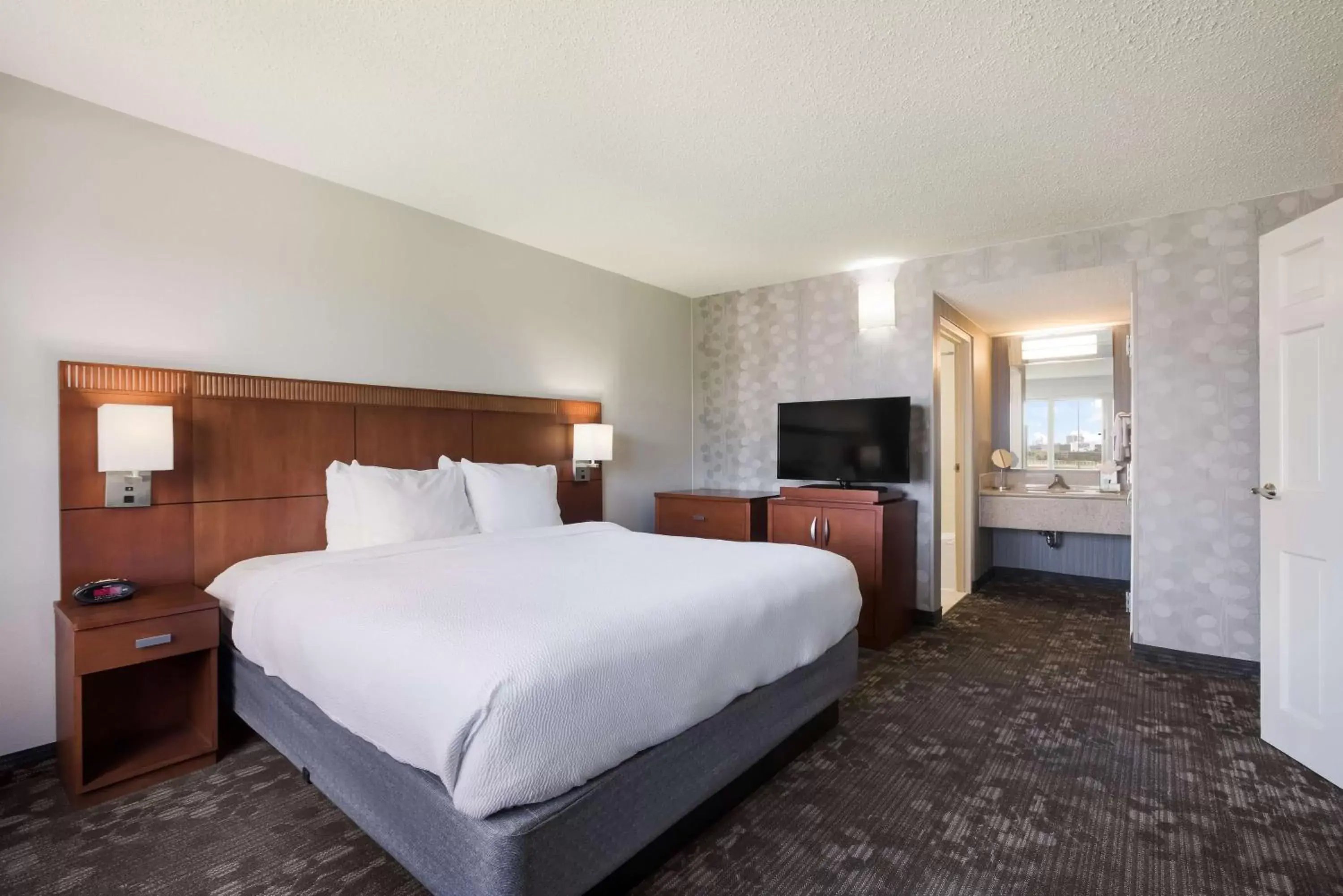 Photo of the whole room, Bed in Sonesta Select Atlanta Midtown Georgia Tech Photo of the whole room, Bed in Sonesta Select Atlanta Midtown Georgia Tech