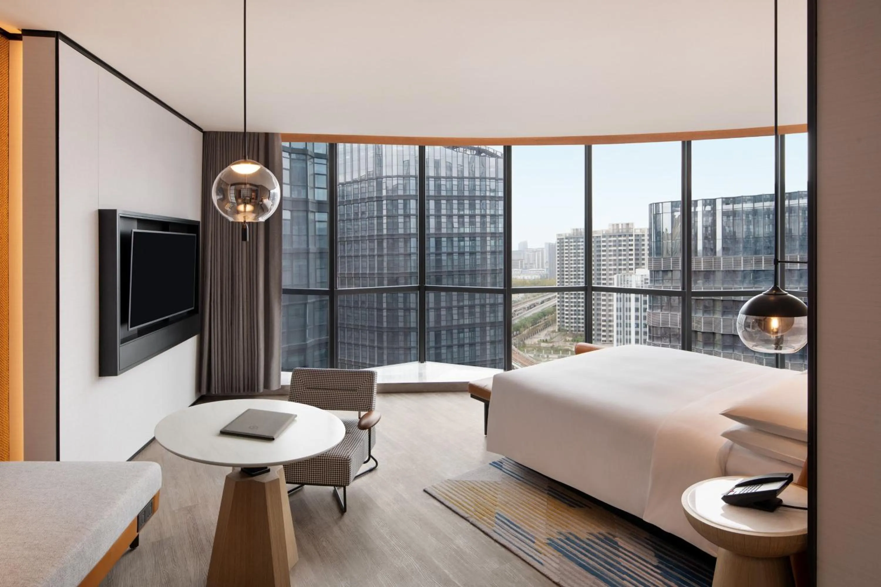 Photo of the whole room, Bed in Sheraton Xi'an Chanba