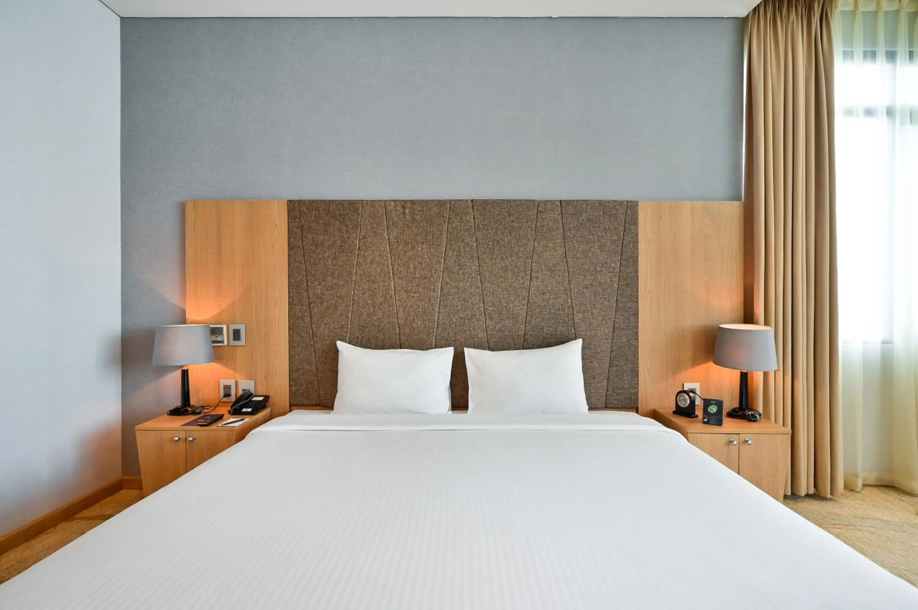 Bed in Muong Thanh Grand Saigon Centre Hotel