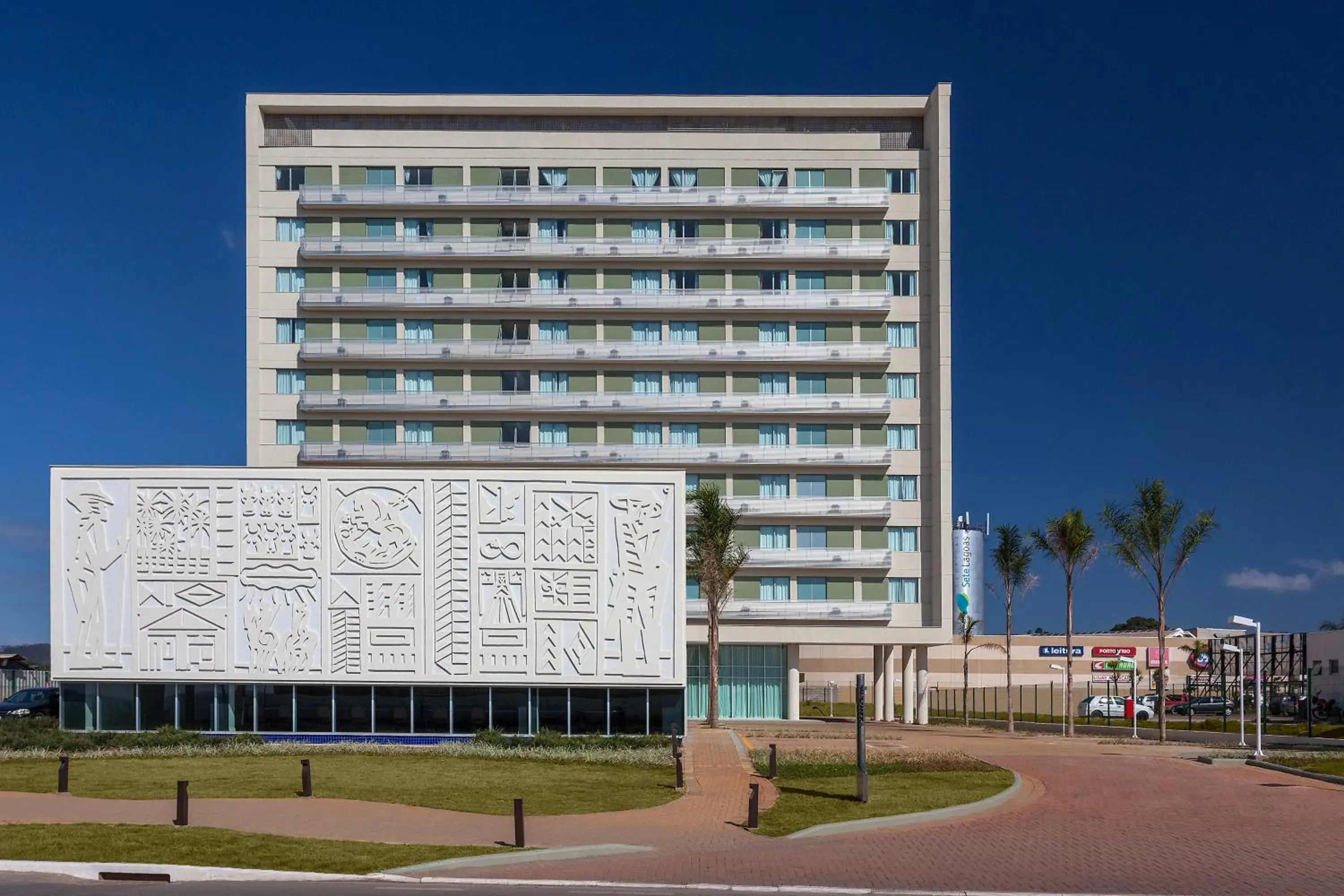 Facade/entrance in San Diego Suites Veredas Sete Lagoas Facade/entrance in San Diego Suites Veredas Sete Lagoas