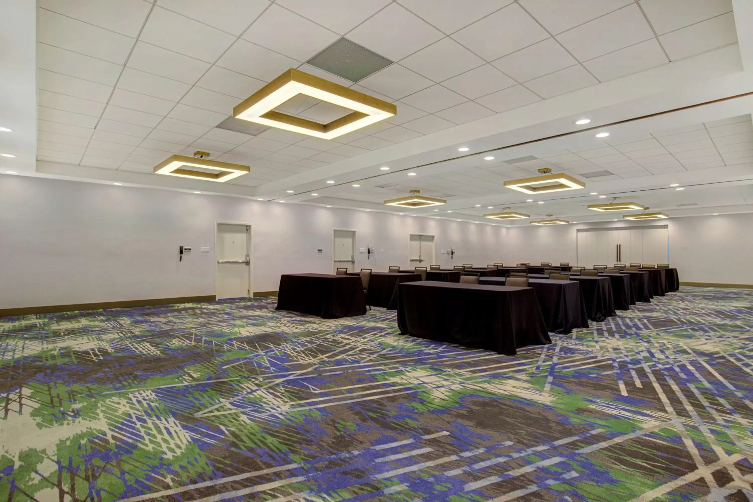 Meeting/conference room in Doubletree By Hilton Palmdale, Ca
