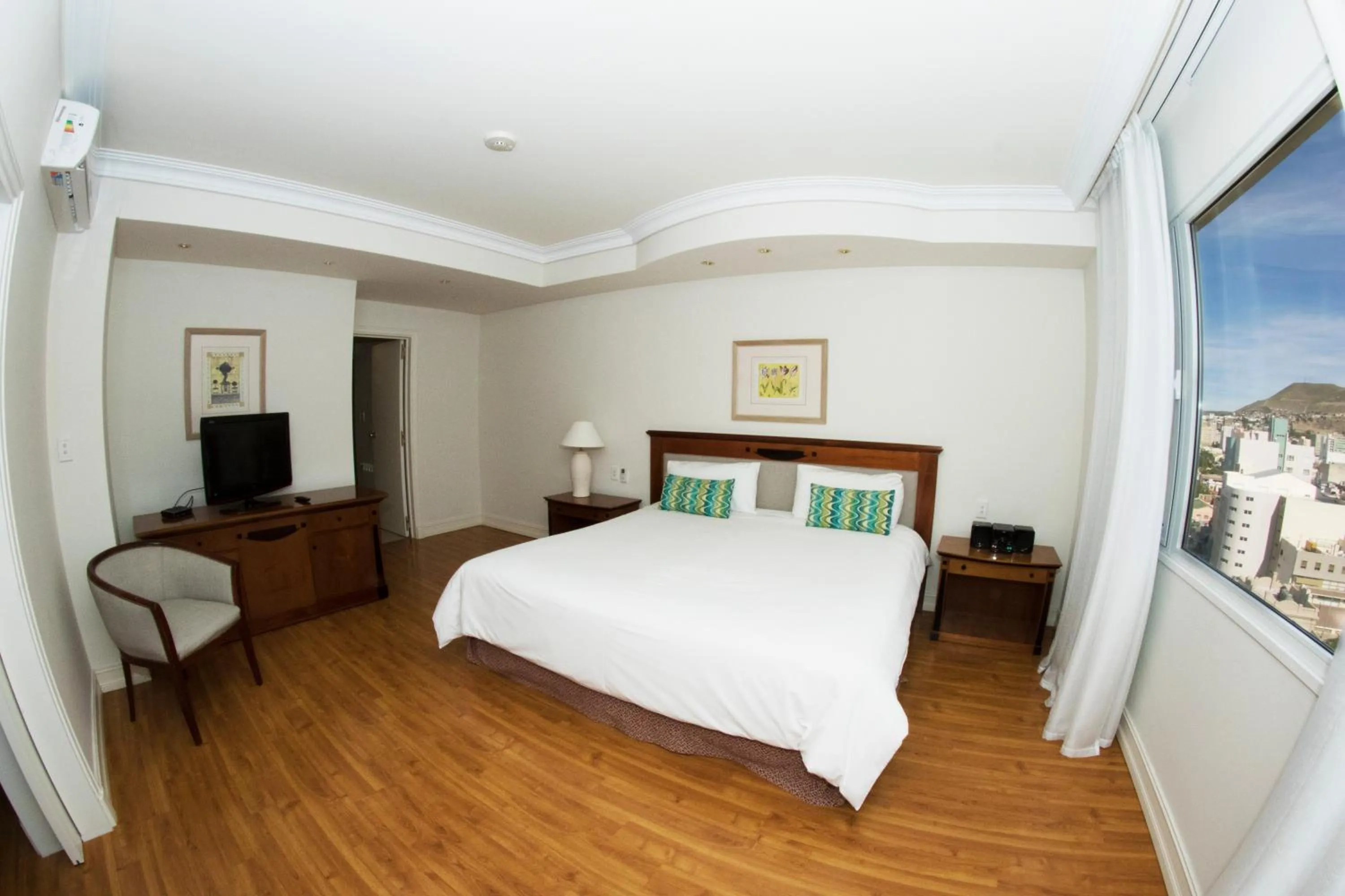 Bed in Lucania Palazzo Hotel