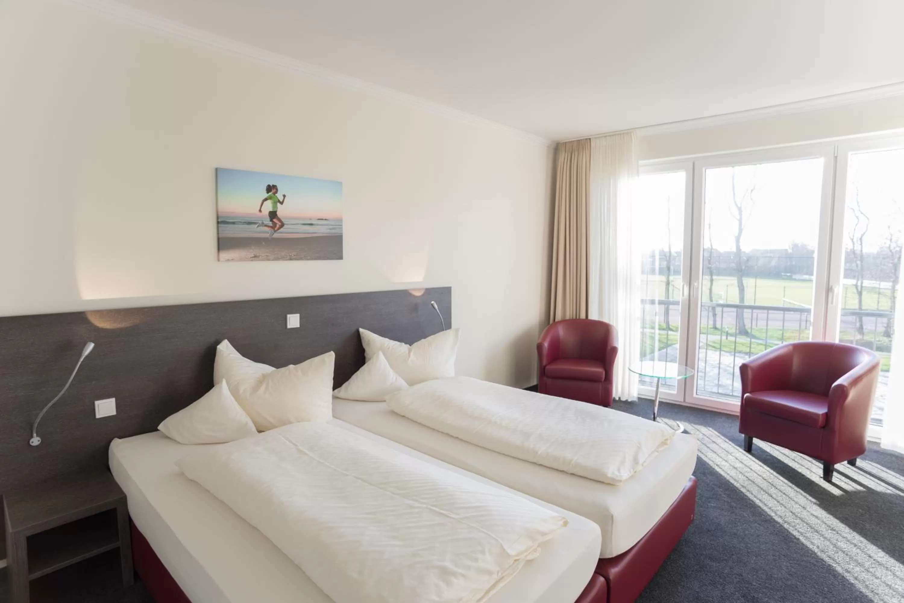 Photo of the whole room, Bed in Hotel Bloemfontein