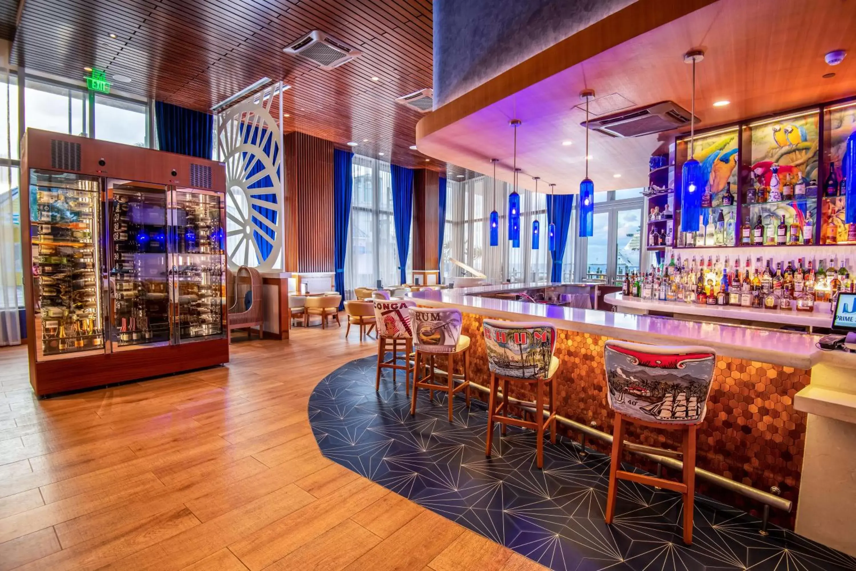 Restaurant/places to eat, Lounge/Bar in Margaritaville Beach Resort Nassau