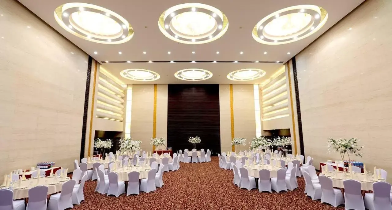 Banquet Facilities in Beijing Palace Soluxe Hotel Astana