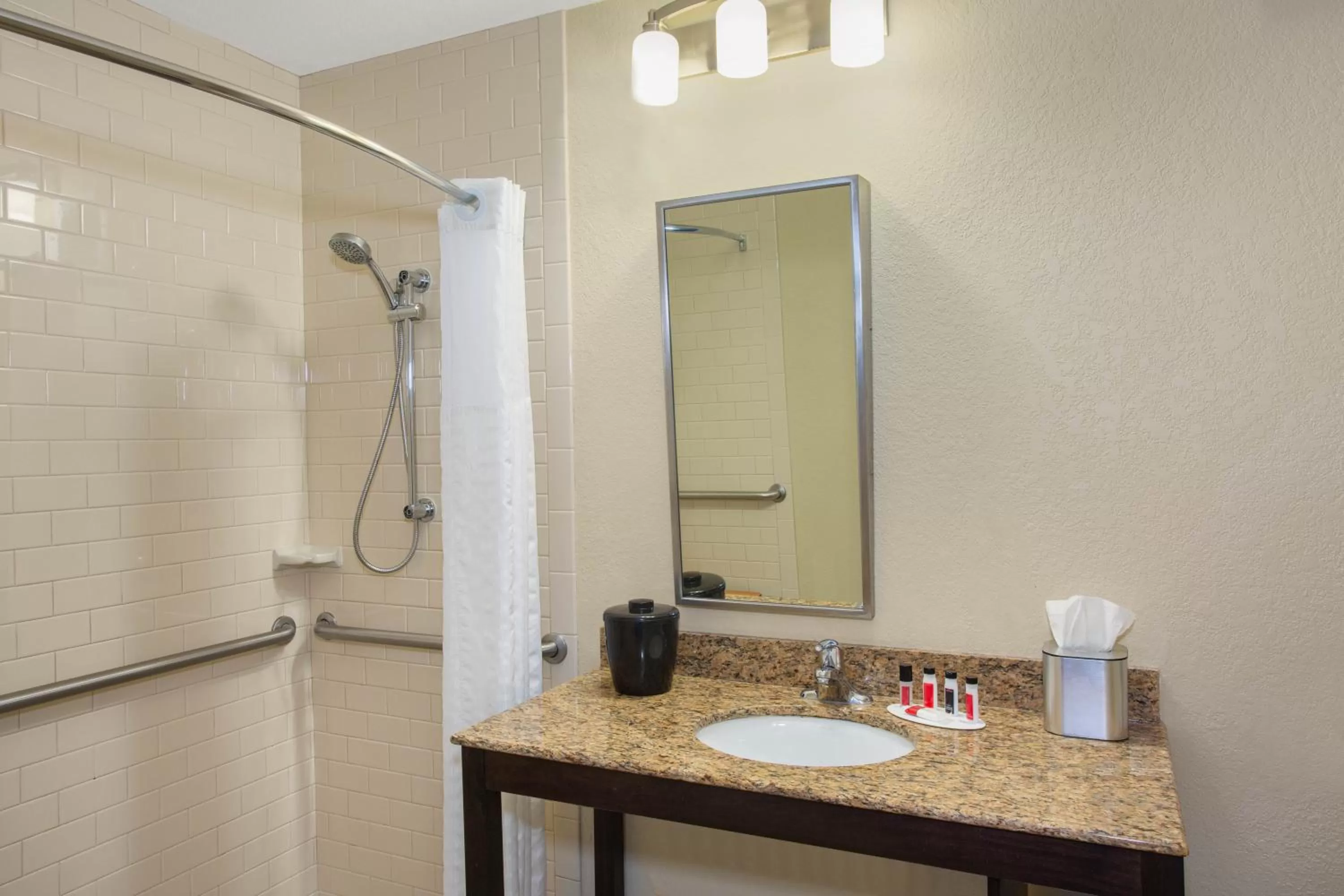 Bathroom in Ramada by Wyndham Venice Hotel Venezia