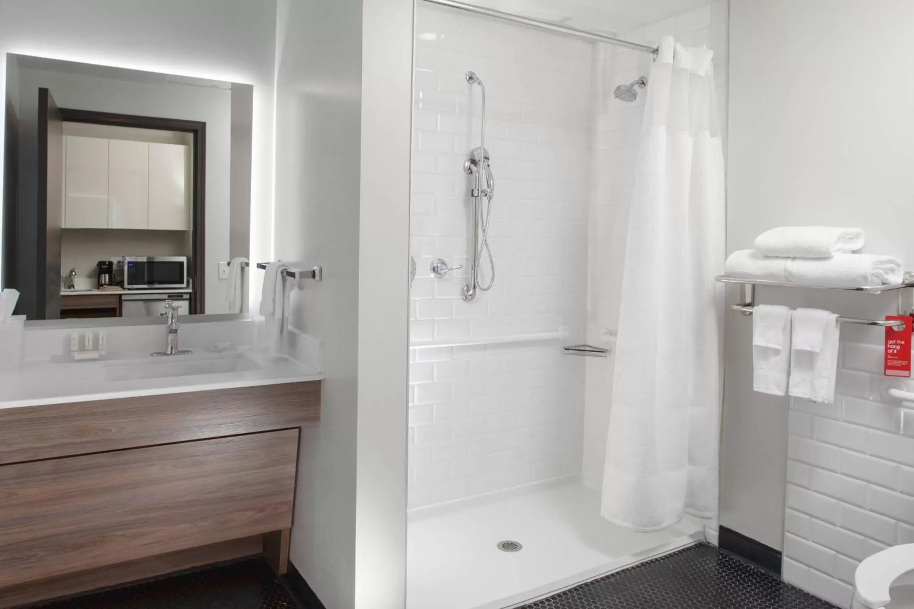 Bathroom in Fairfield Inn & Suites by Marriott Dallas Downtown