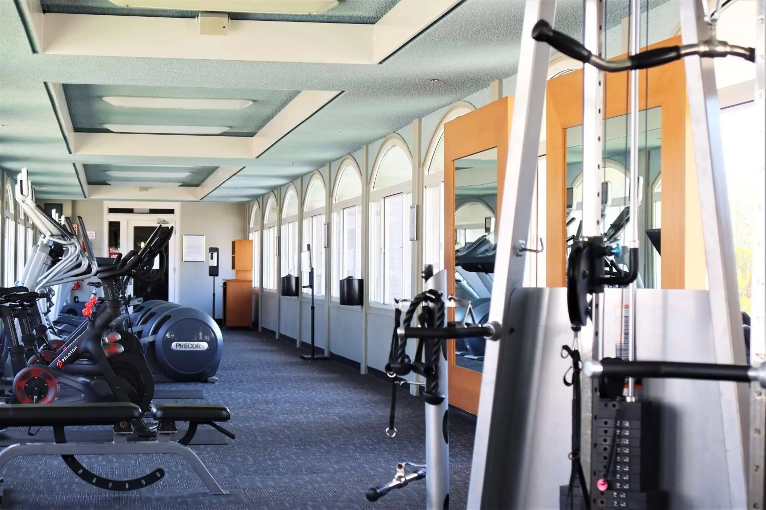 Fitness centre/facilities, Fitness Center/Facilities in Hilton Oakland Airport