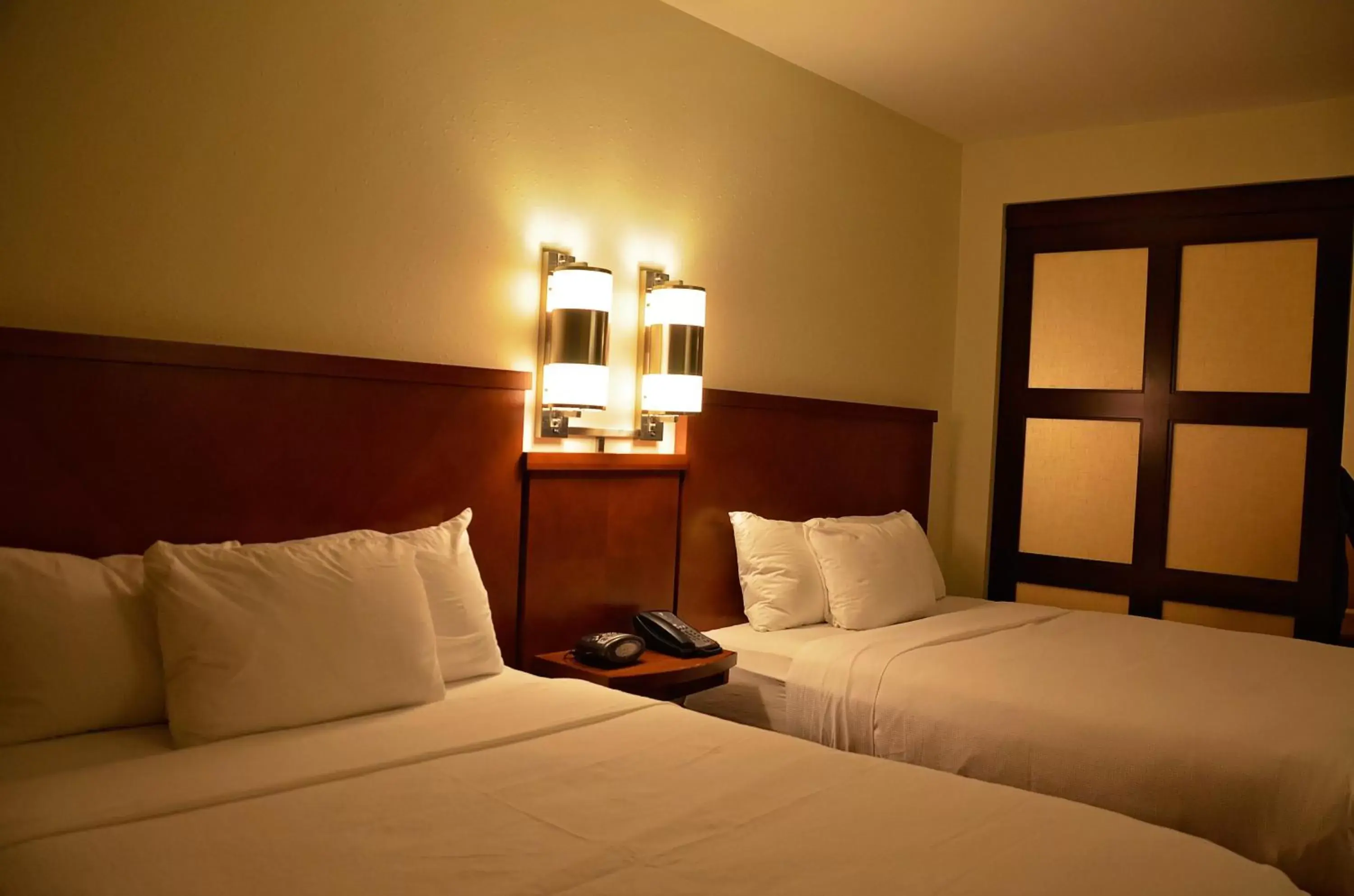 Queen Room with Two Queen Beds, Sofa Bed and Accessible Tub in Hyatt Place North Charleston