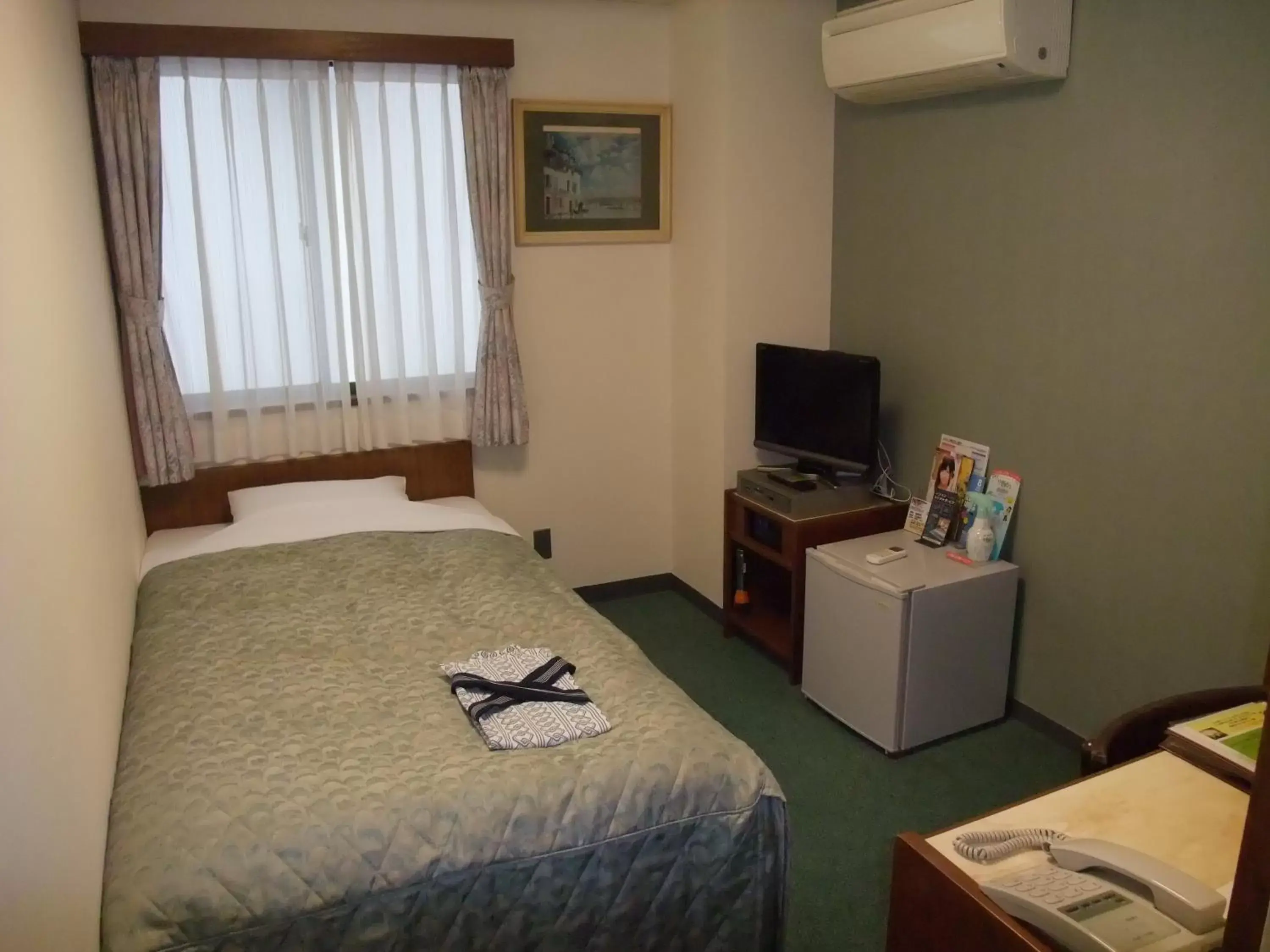 Photo of the whole room, Bed in Hotel Tateshina