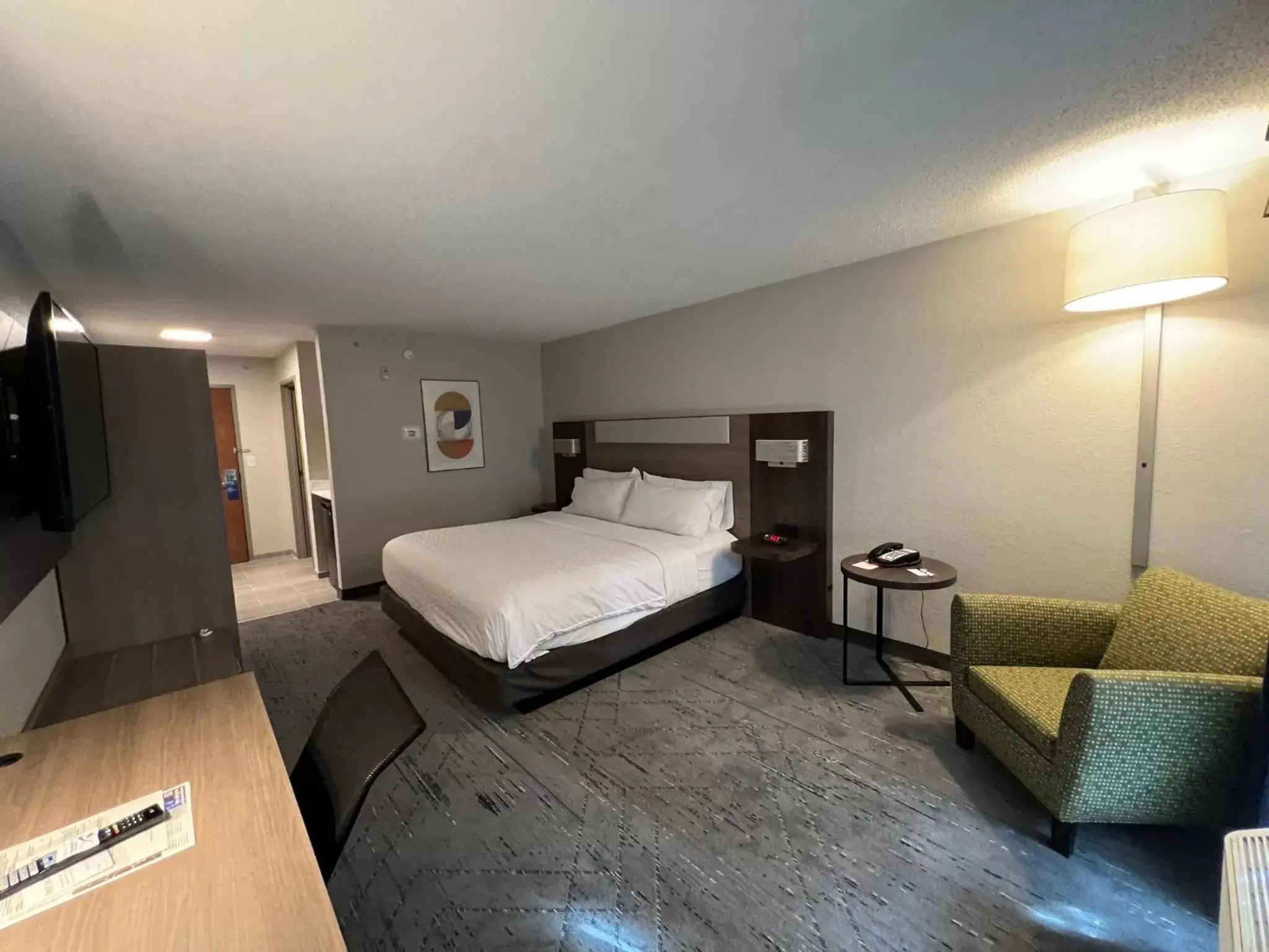 Photo of the whole room, Bed in Holiday Inn Express Hotel & Suites Dubois, an IHG Hotel
