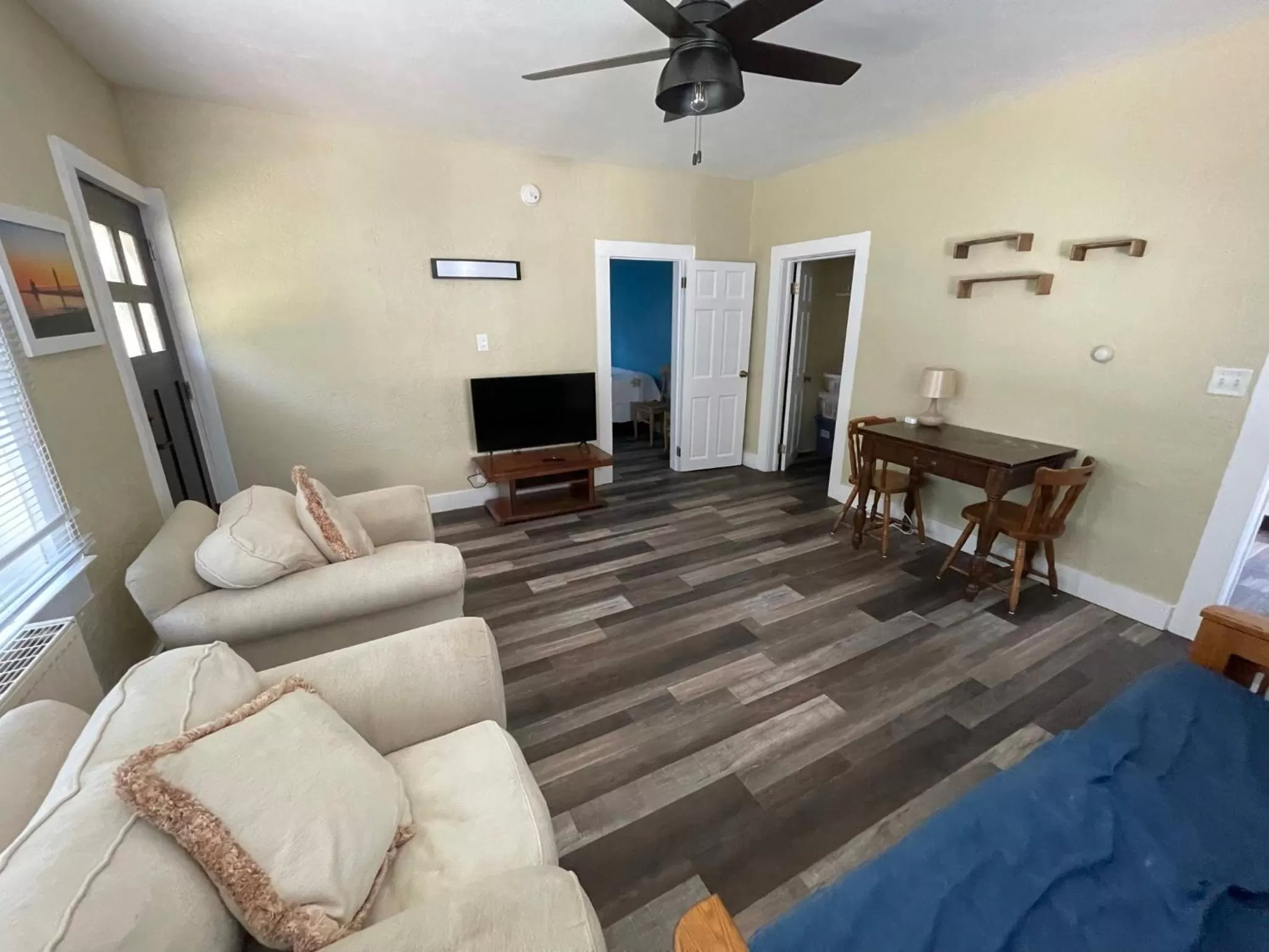 Seating Area in Harbor House Inn