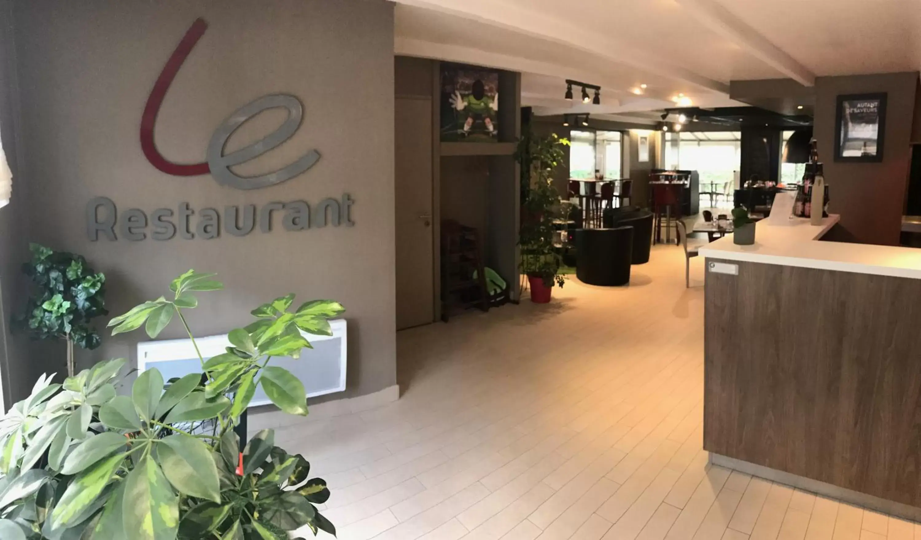 Restaurant/places to eat, Lobby/Reception in Campanile Colmar - Parc des Expositions