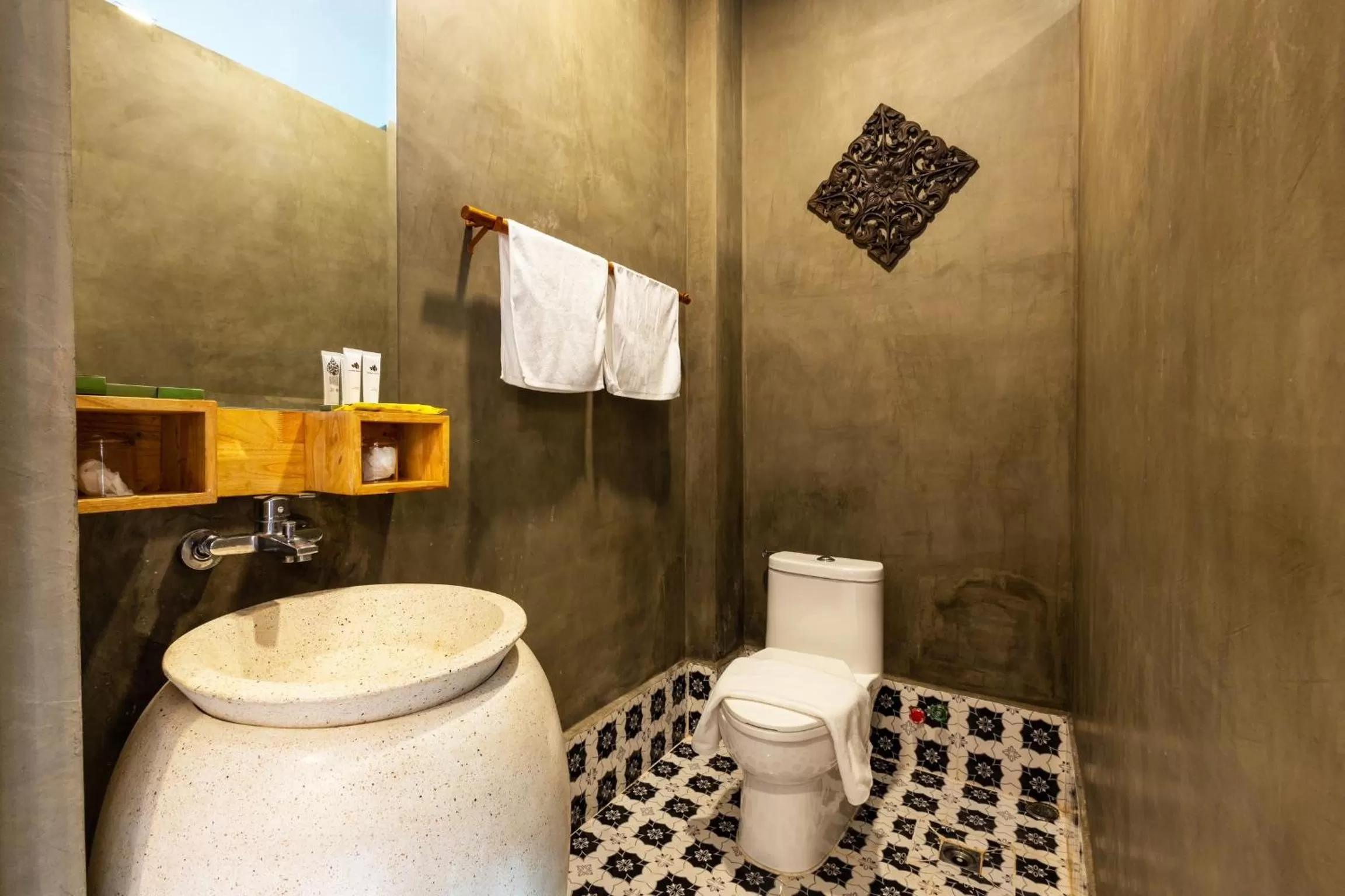 Toilet in Nina Angkor Residence