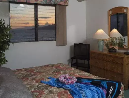 Bedroom in Maui Beach Vacation Club