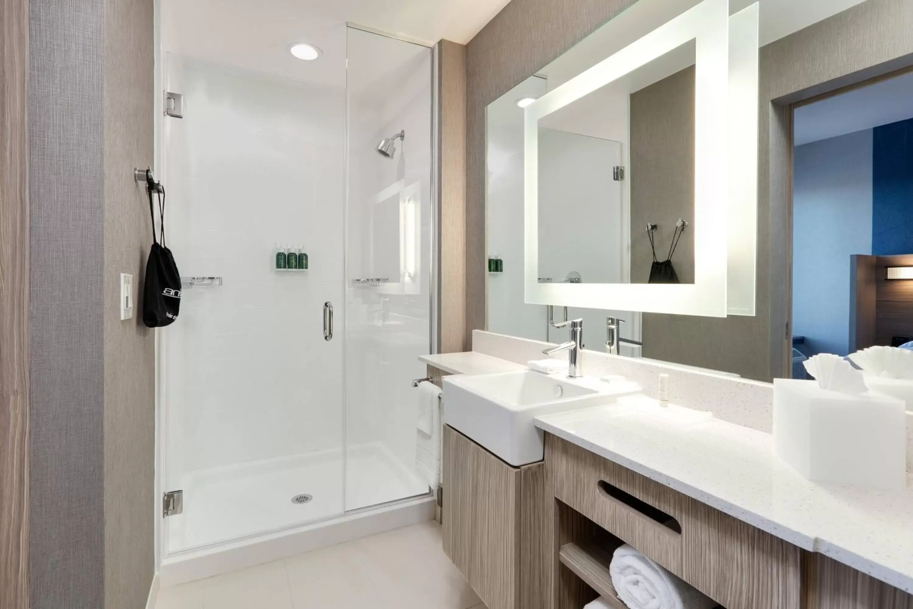 Bathroom in SpringHill Suites by Marriott Dallas Mansfield
