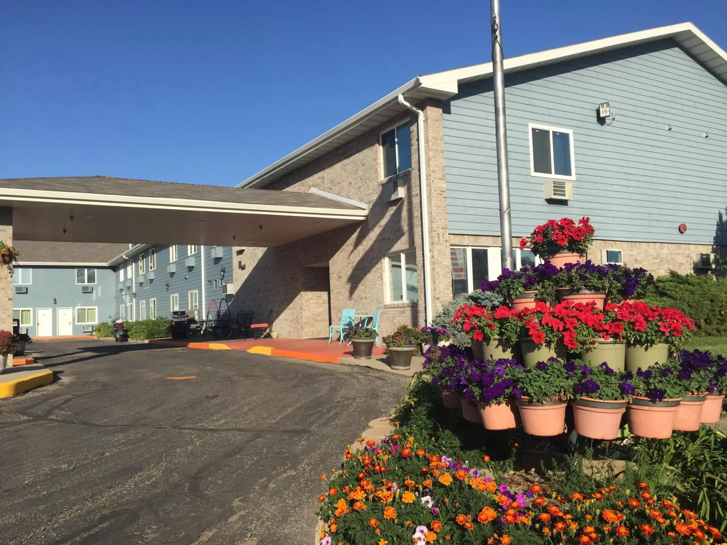 Facade/entrance in Governors Inn a Travelodge by Wyndham Facade/entrance in Governors Inn a Travelodge by Wyndham