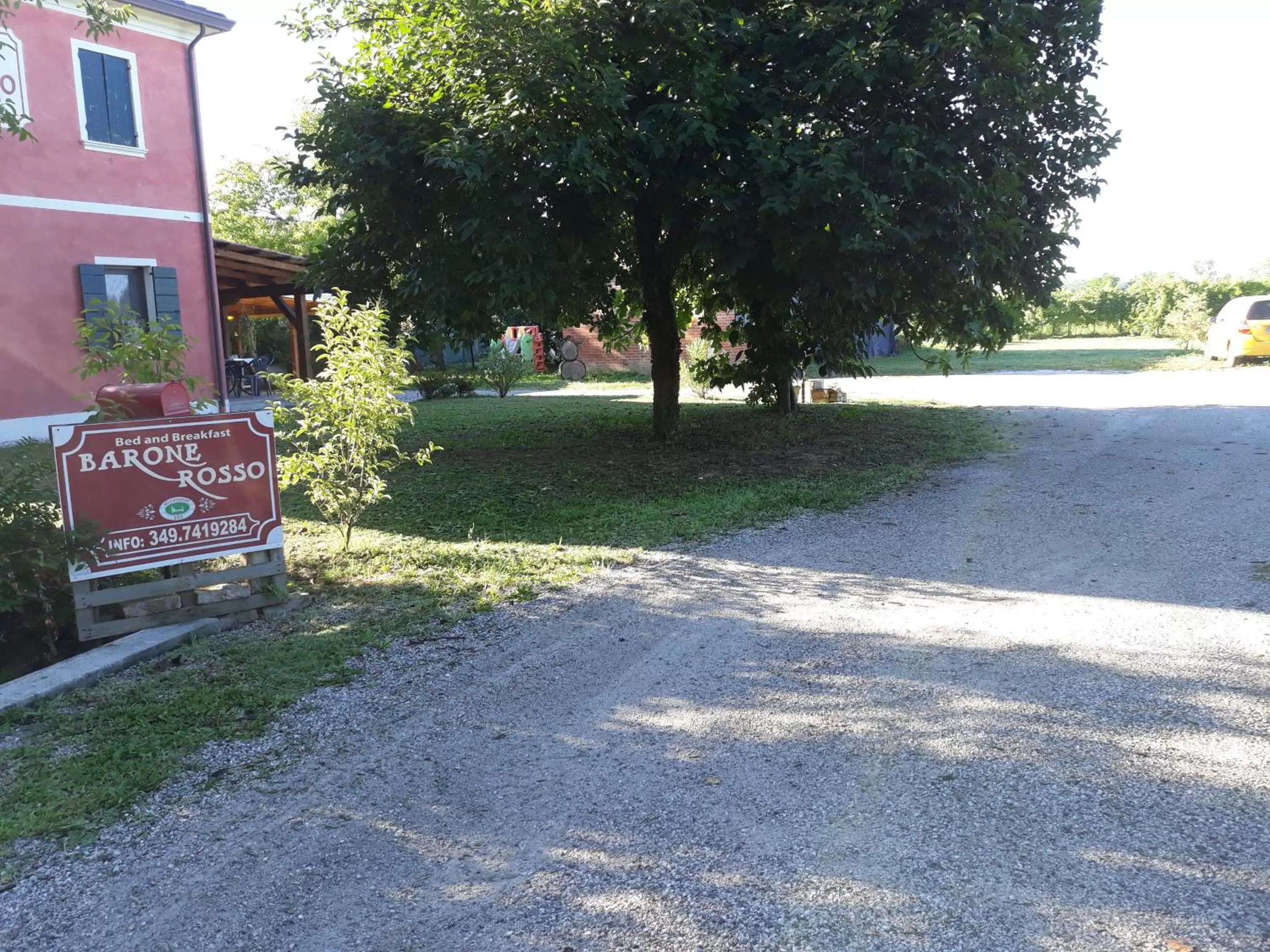 Garden in Barone Rosso