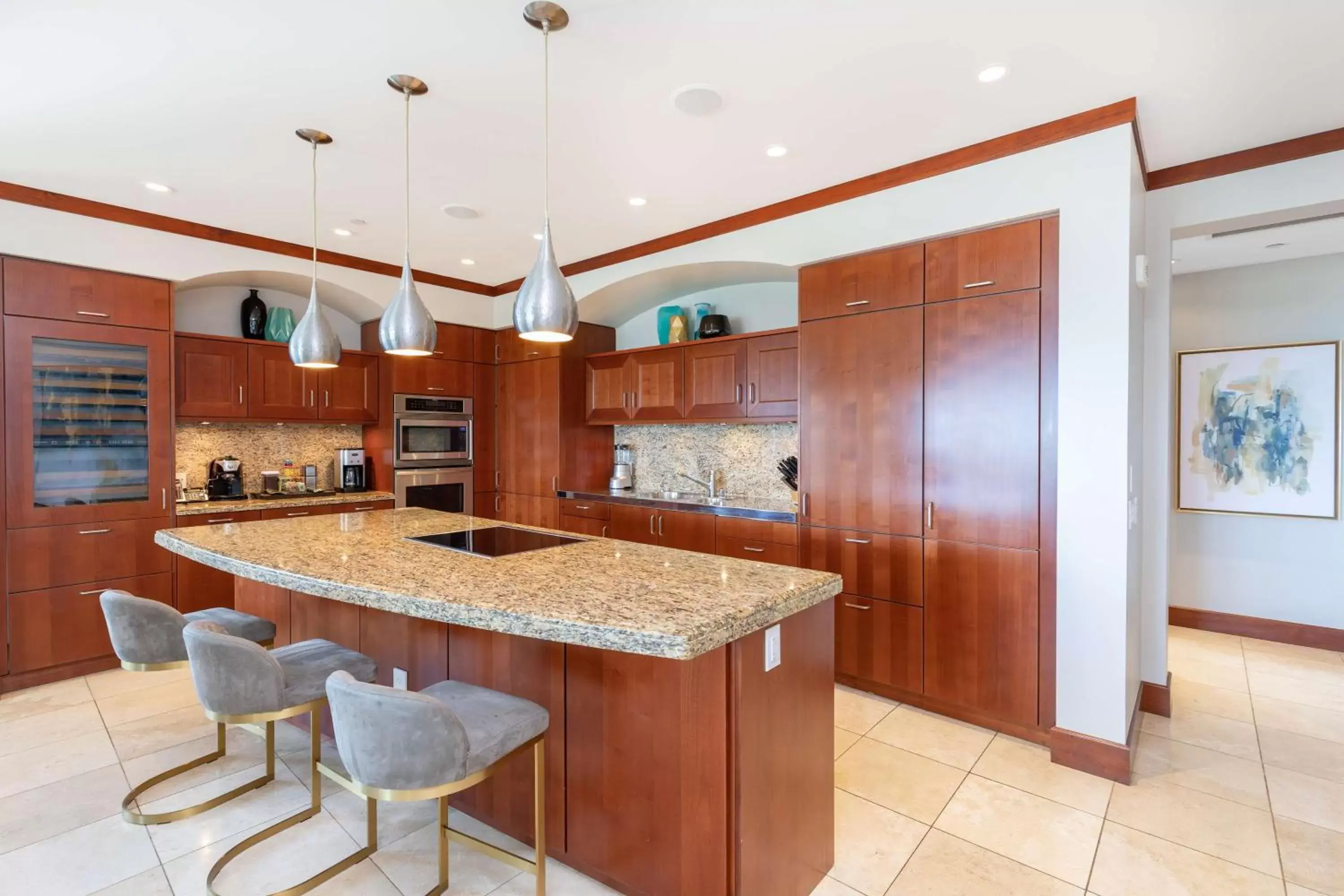 Photo of the whole room, Kitchen/Kitchenette in Wailea Beach Villas, a Destination by Hyatt Residence