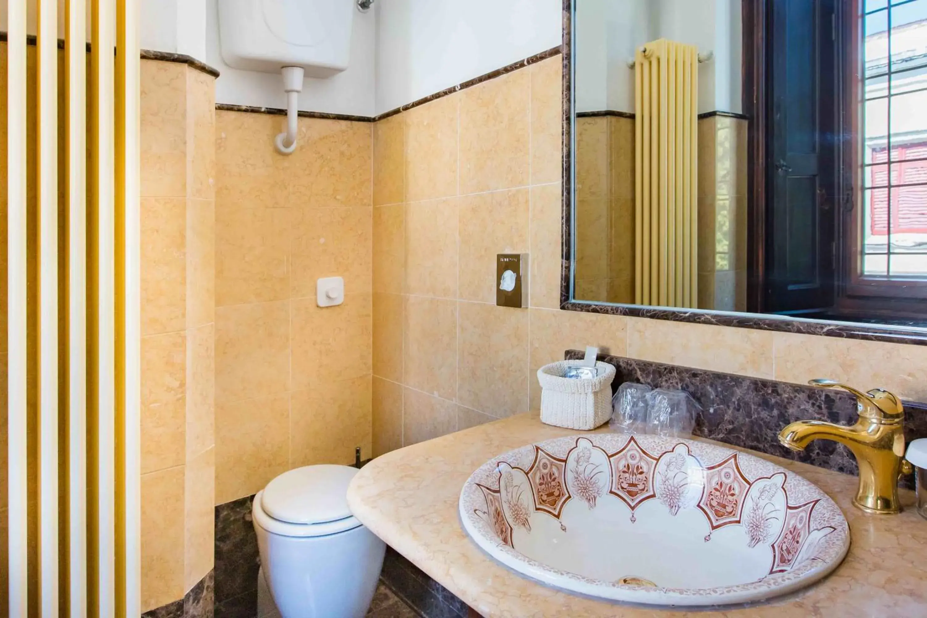 Bathroom in Castello Dal Pozzo Hotel