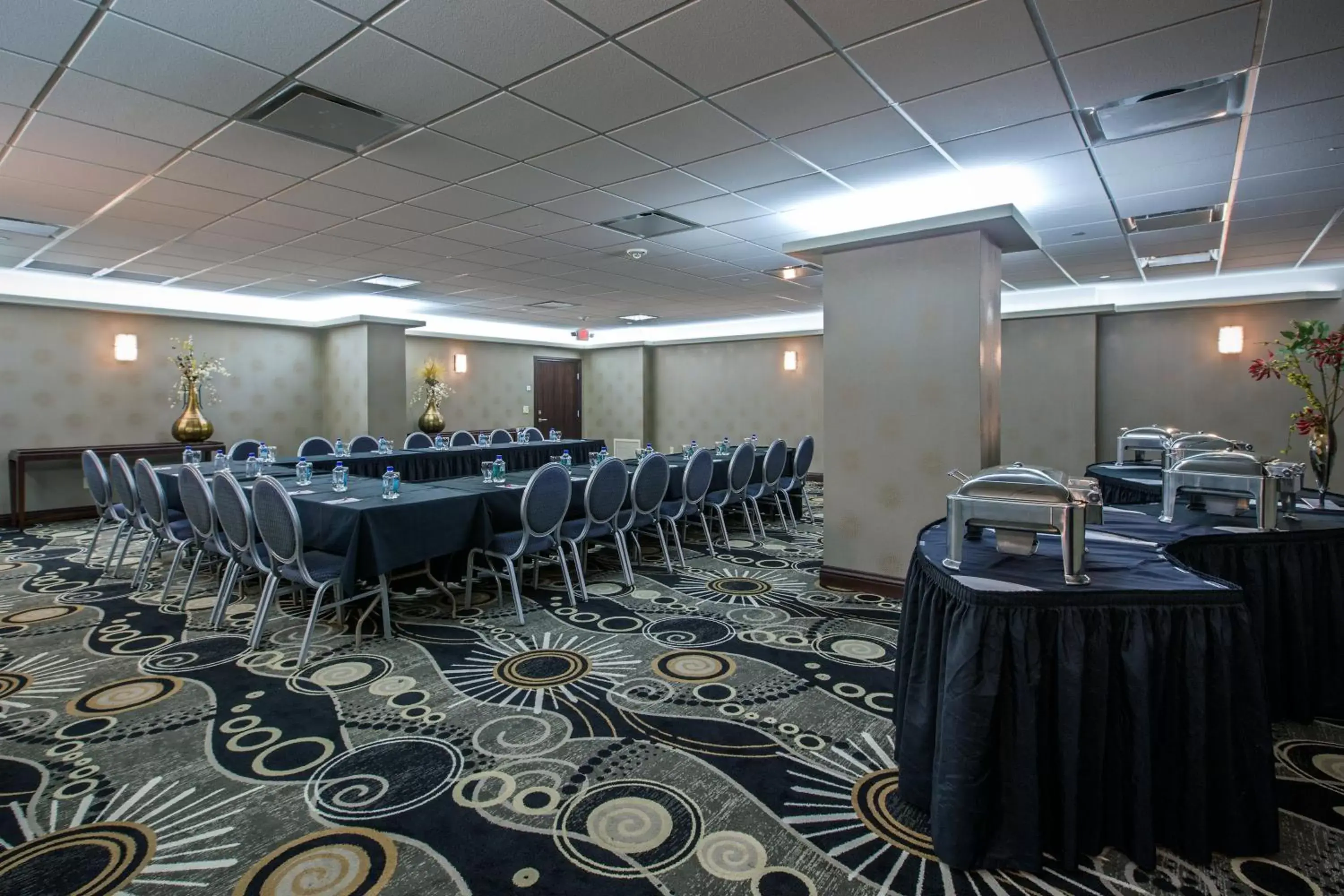 Meeting/conference room in Fort Pontchartrain Detroit, a Wyndham Hotel