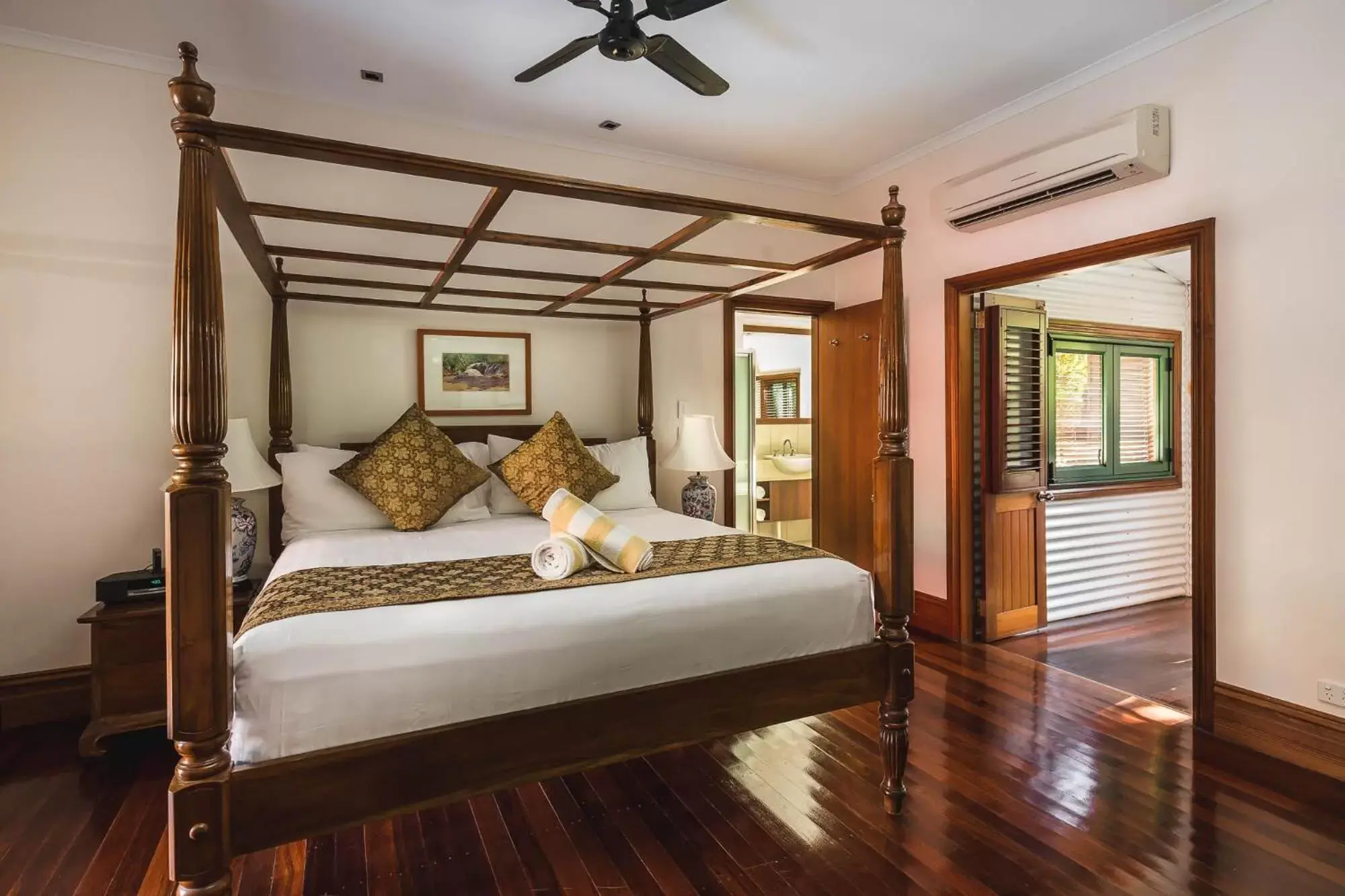 Bed in Cable Beach Club Resort & Spa