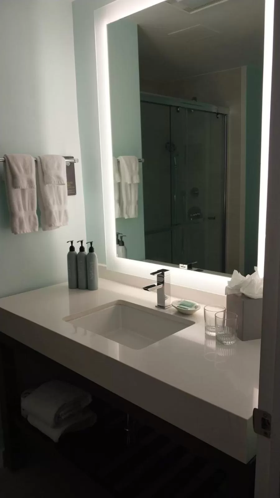 Courtyard by Marriott Nassau Downtown/Junkanoo Beach