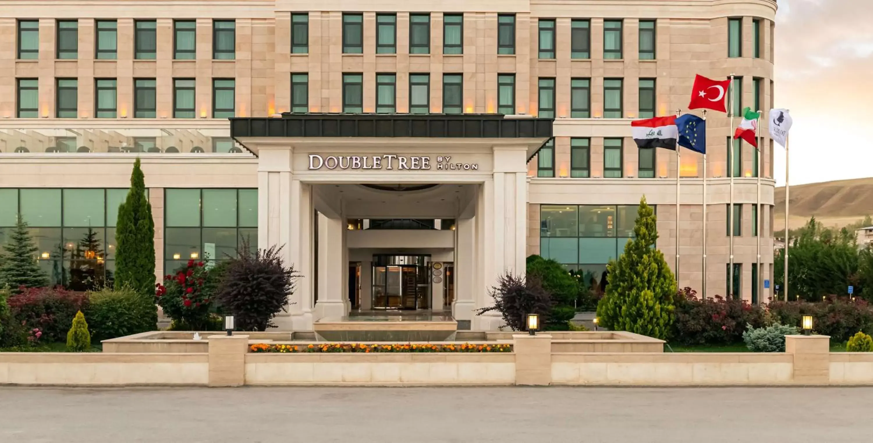 Property building in Doubletree by Hilton Van