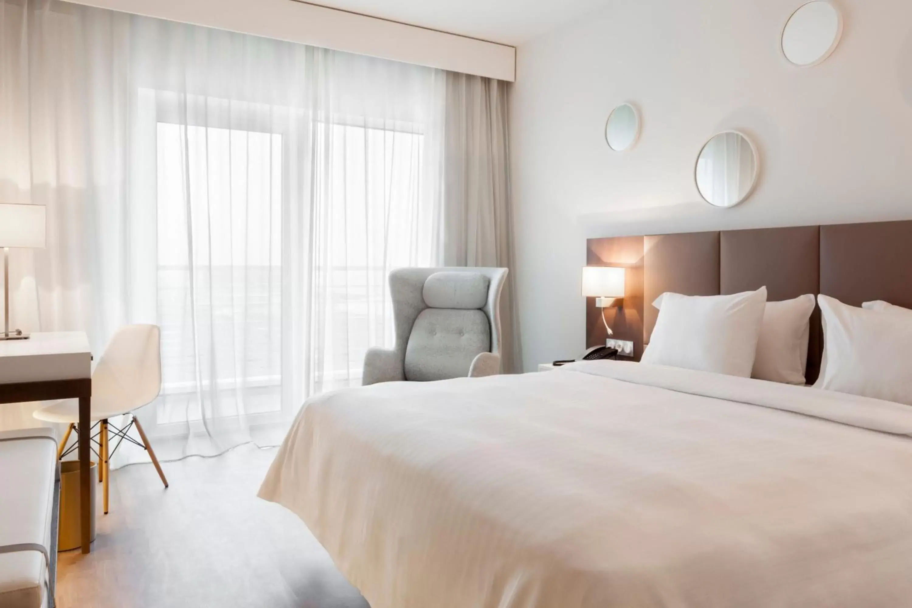 Photo of the whole room, Bed in AC Hotel by Marriott Paris Le Bourget Airport