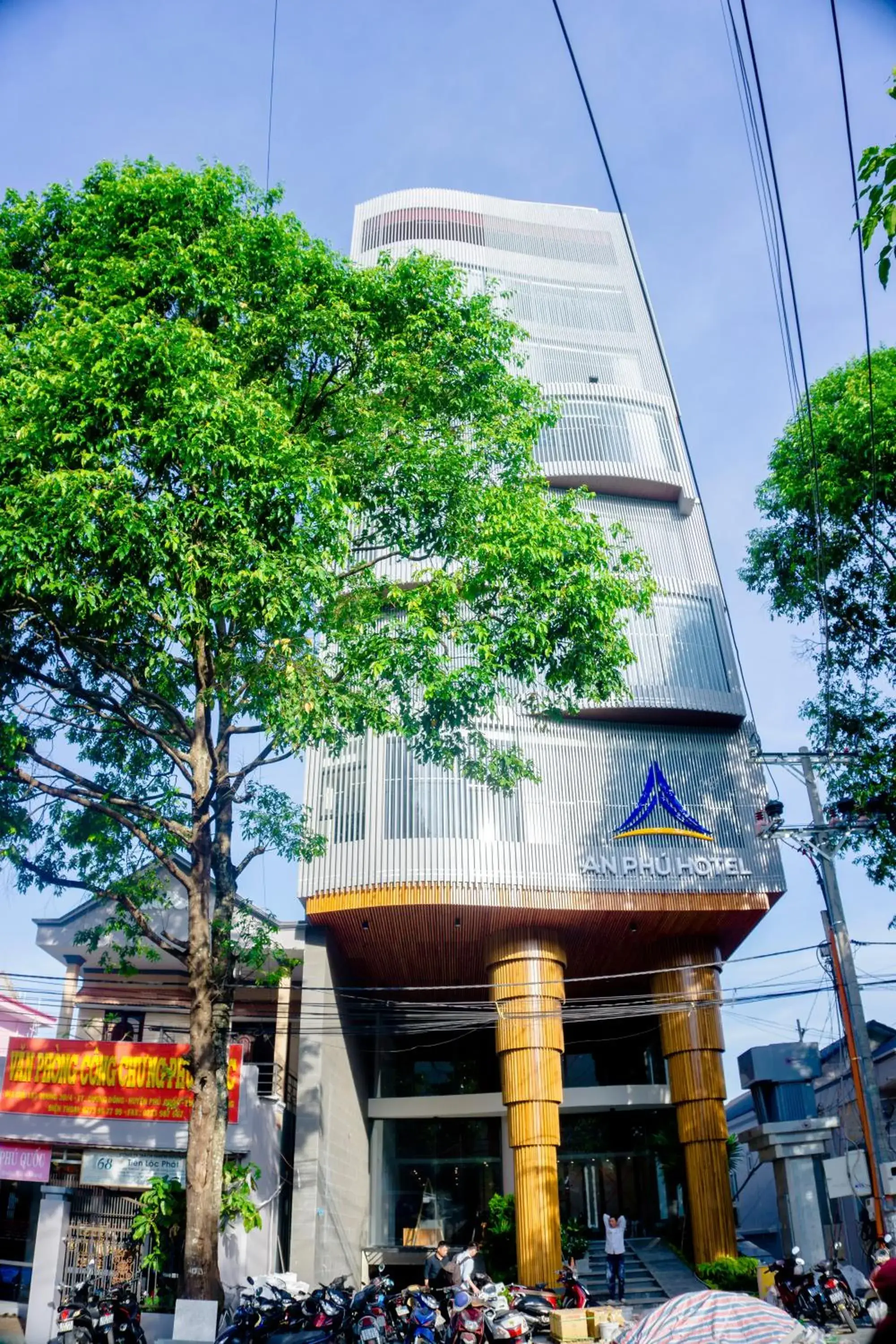 Facade/entrance, Property Building in An Phu Hotel