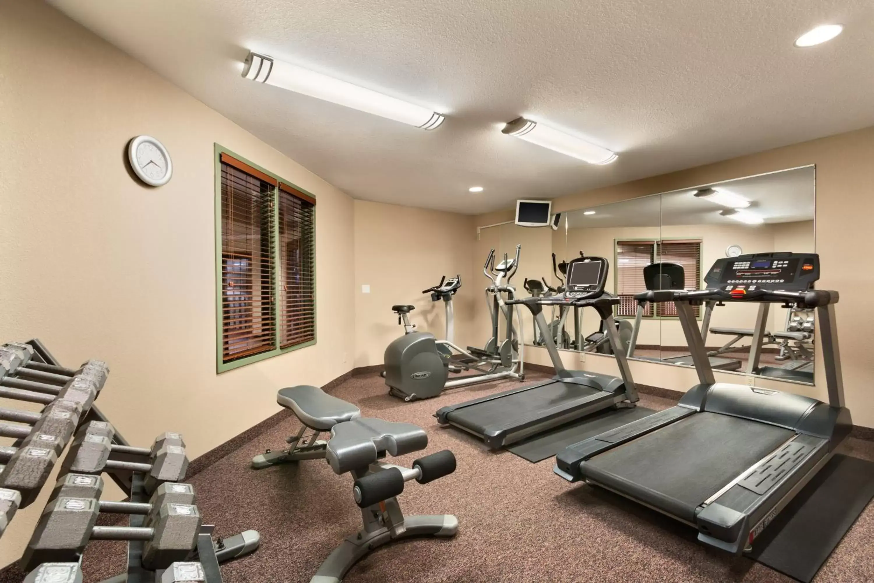 Fitness centre/facilities, Fitness Center/Facilities in Days Inn by Wyndham Thunder Bay North