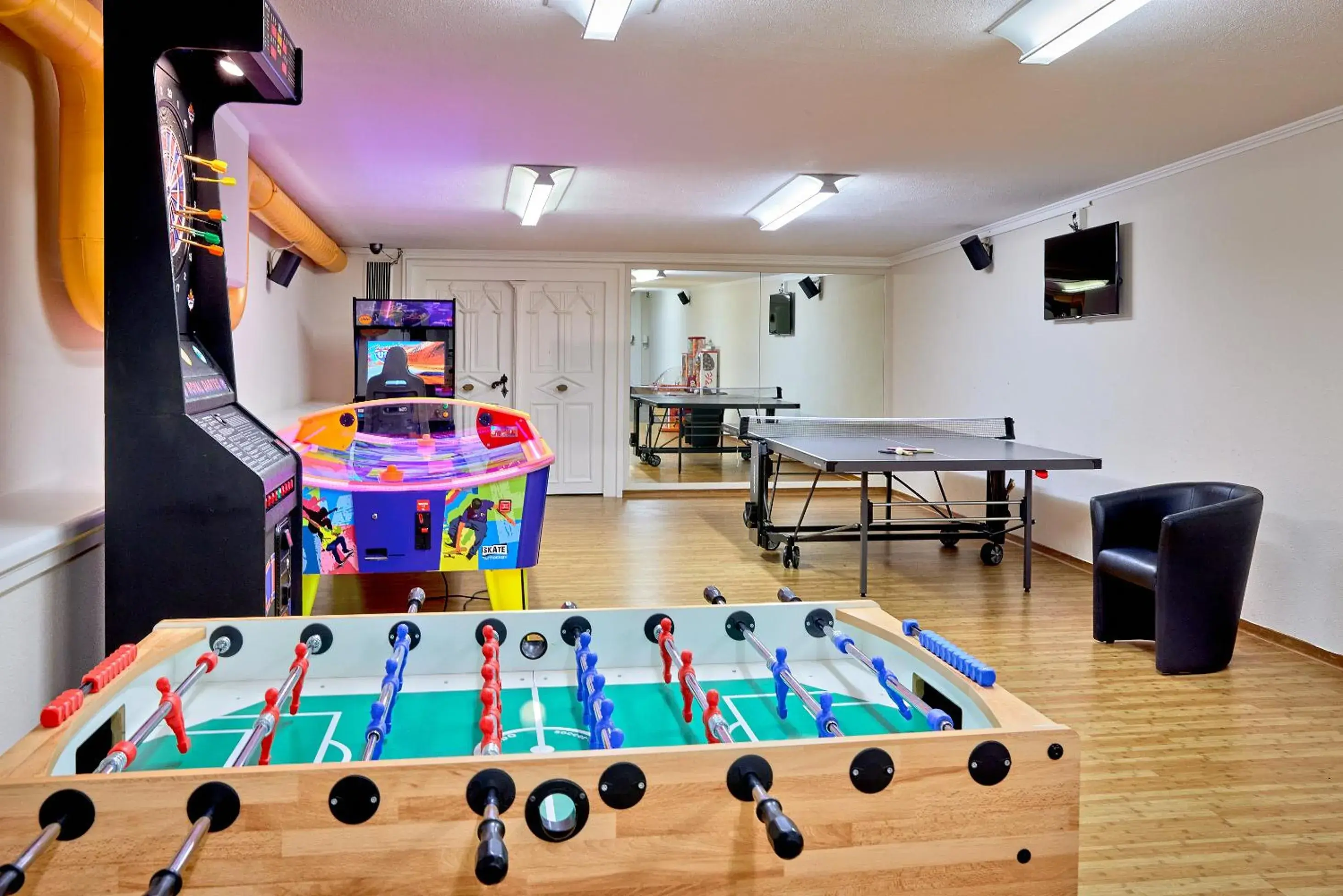 Game Room, Other Activities in Hotel Neue Post