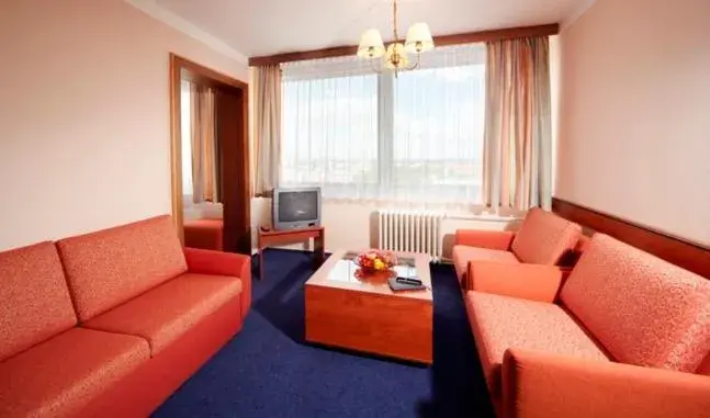 Living room, Seating Area in Hotel Cernigov