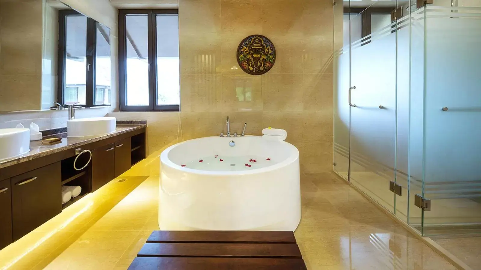 Sanya Yalong Bay Villas & Spa