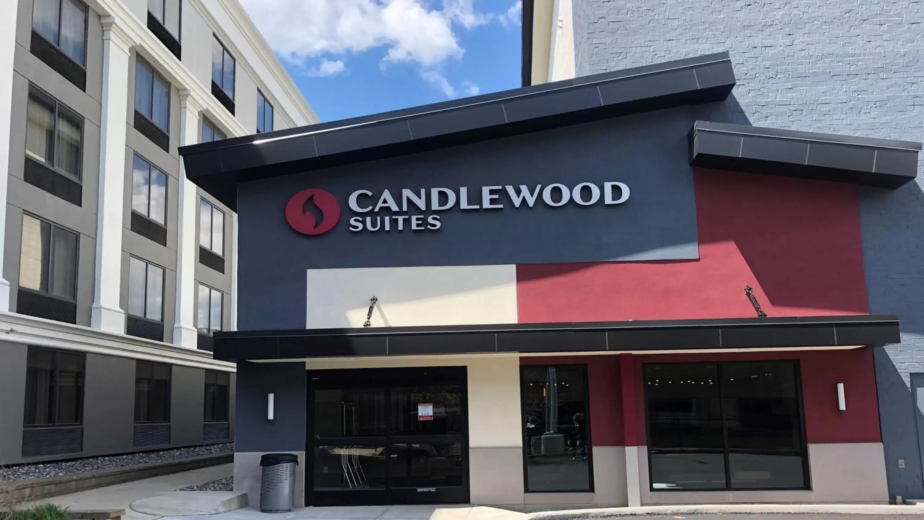 Property building in Candlewood Suites - Cleveland South - Independence by IHG Property building in Candlewood Suites - Cleveland South - Independence by IHG