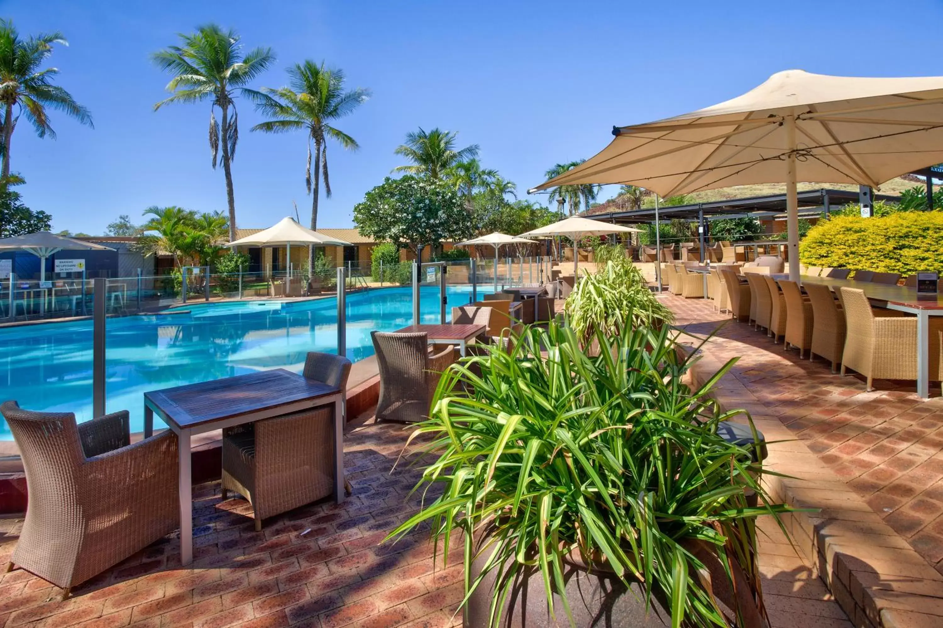 Swimming Pool in Karratha International Hotel