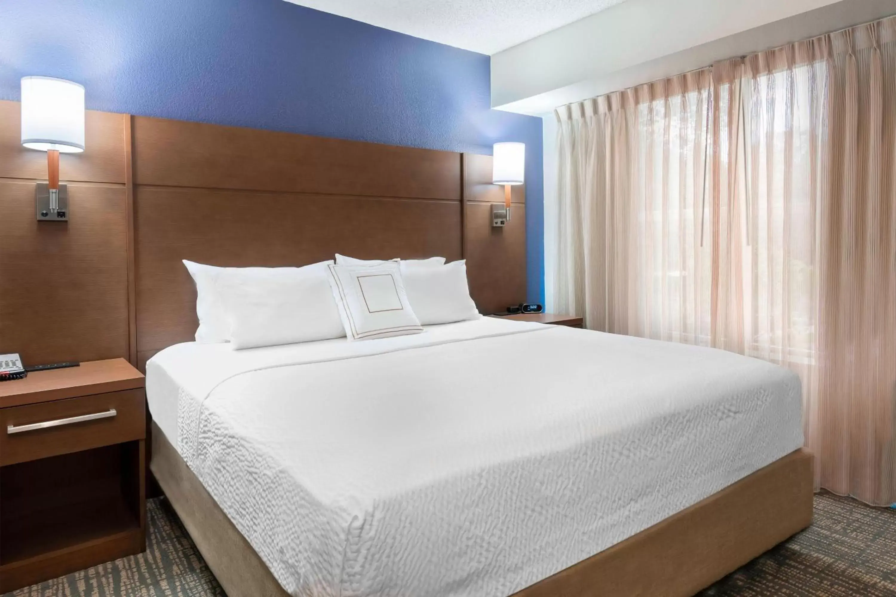 Bedroom, Bed in Residence Inn by Marriott Tampa at USF/Medical Center