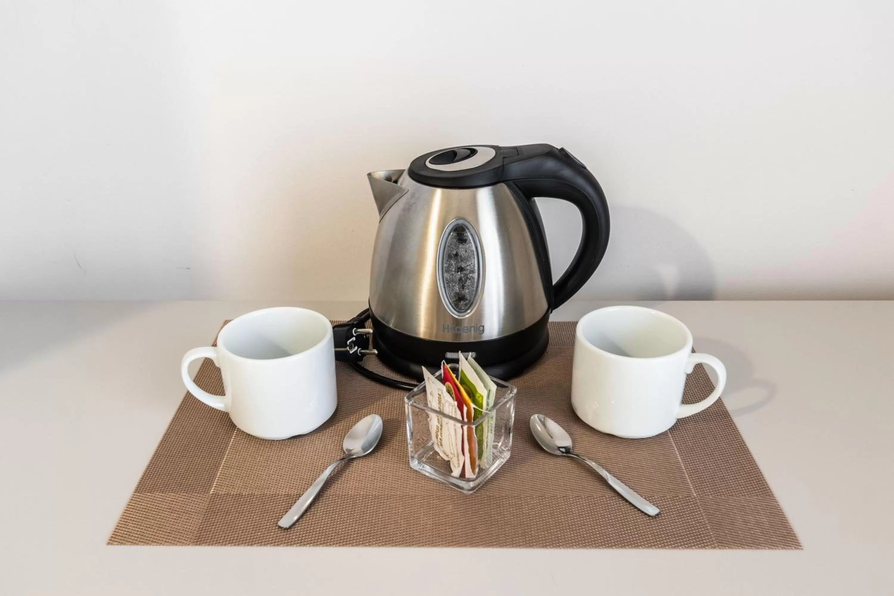 Coffee/tea facilities in Nonna Nina