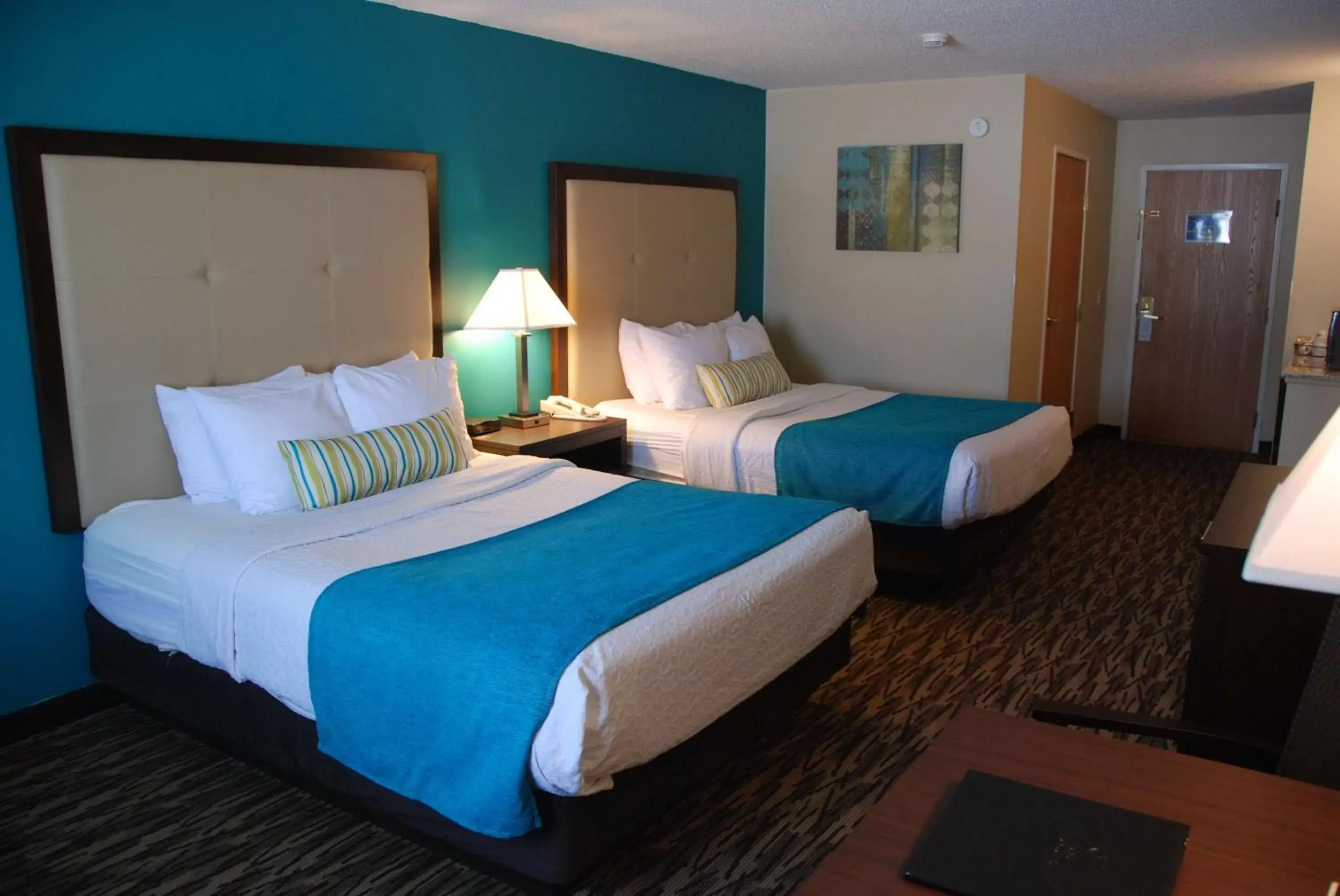 Photo of the whole room, Bed in Best Western Baraboo Inn