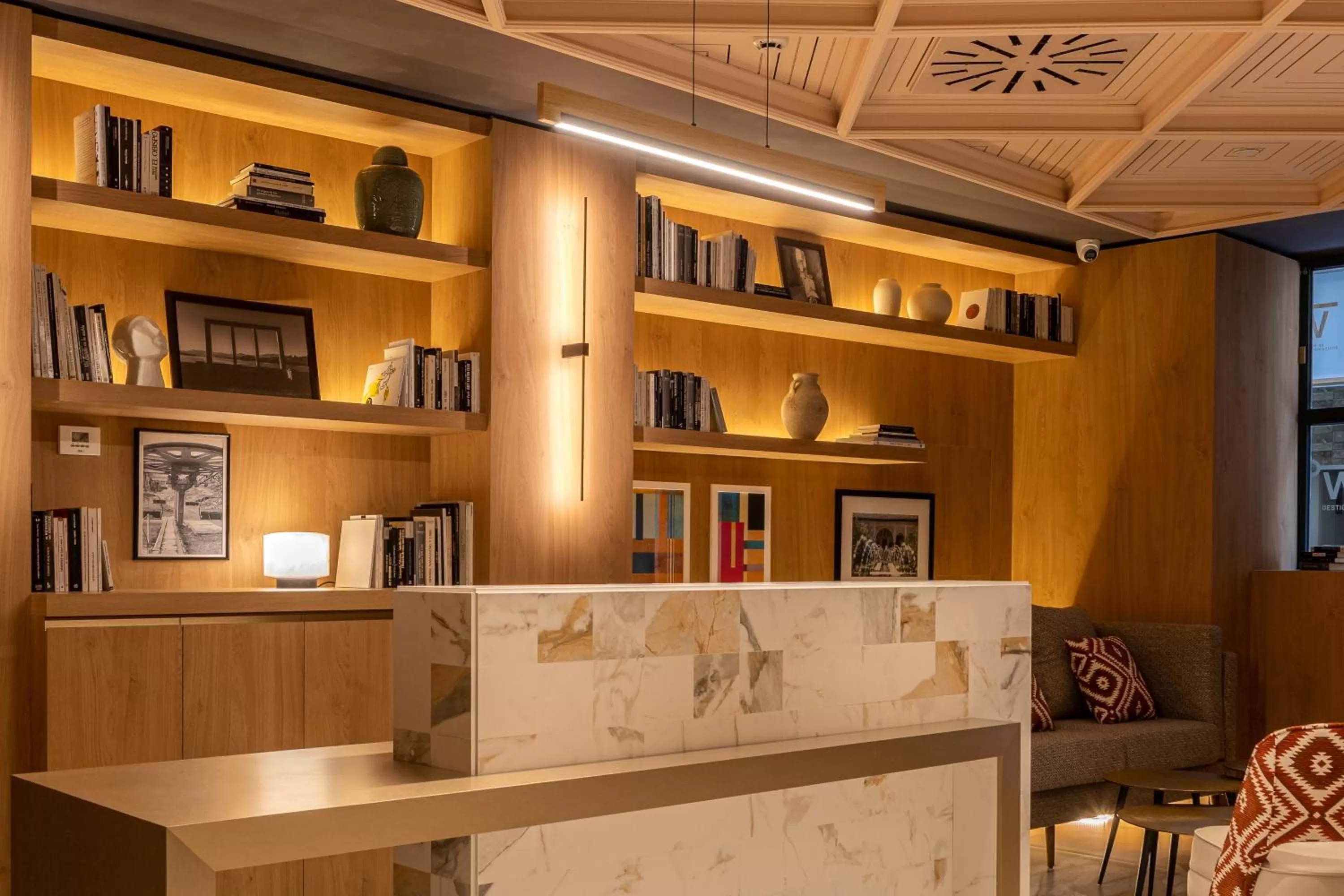 Lobby or reception in Room Mate Leo, Granada