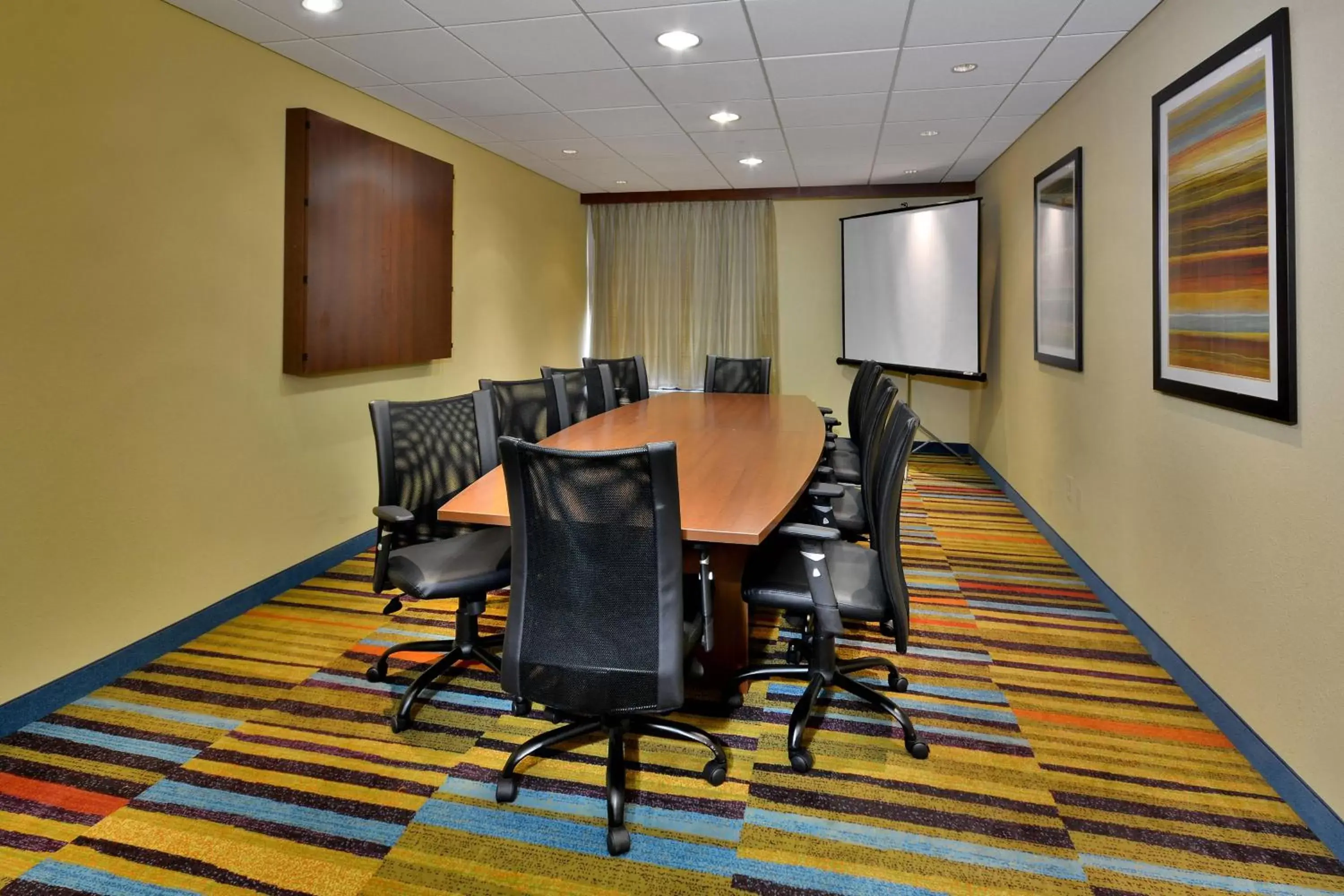 Meeting/conference room in Fairfield Inn and Suites by Marriott Winston Salem/Hanes