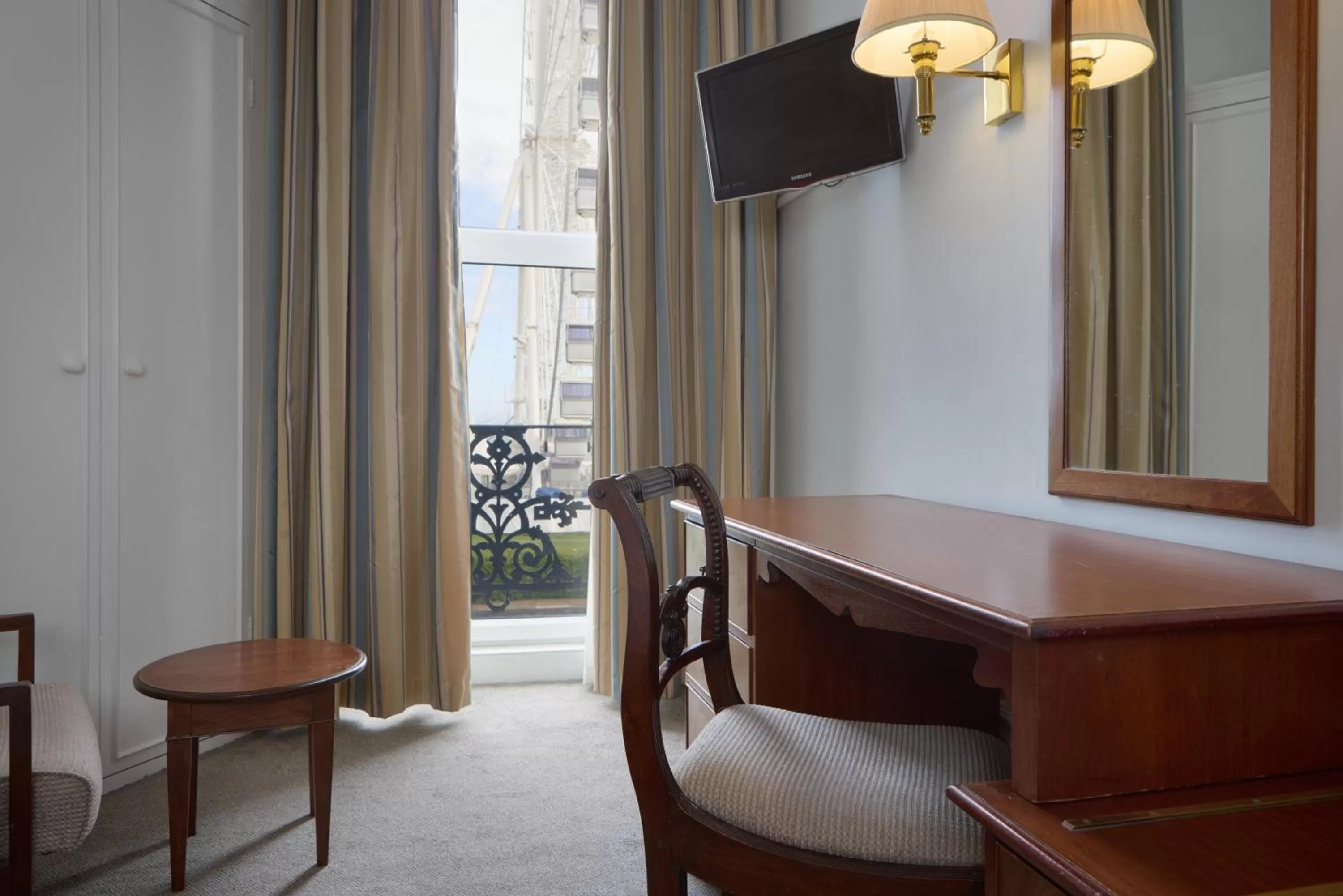 Bedroom in The Lansdowne, Eastbourne