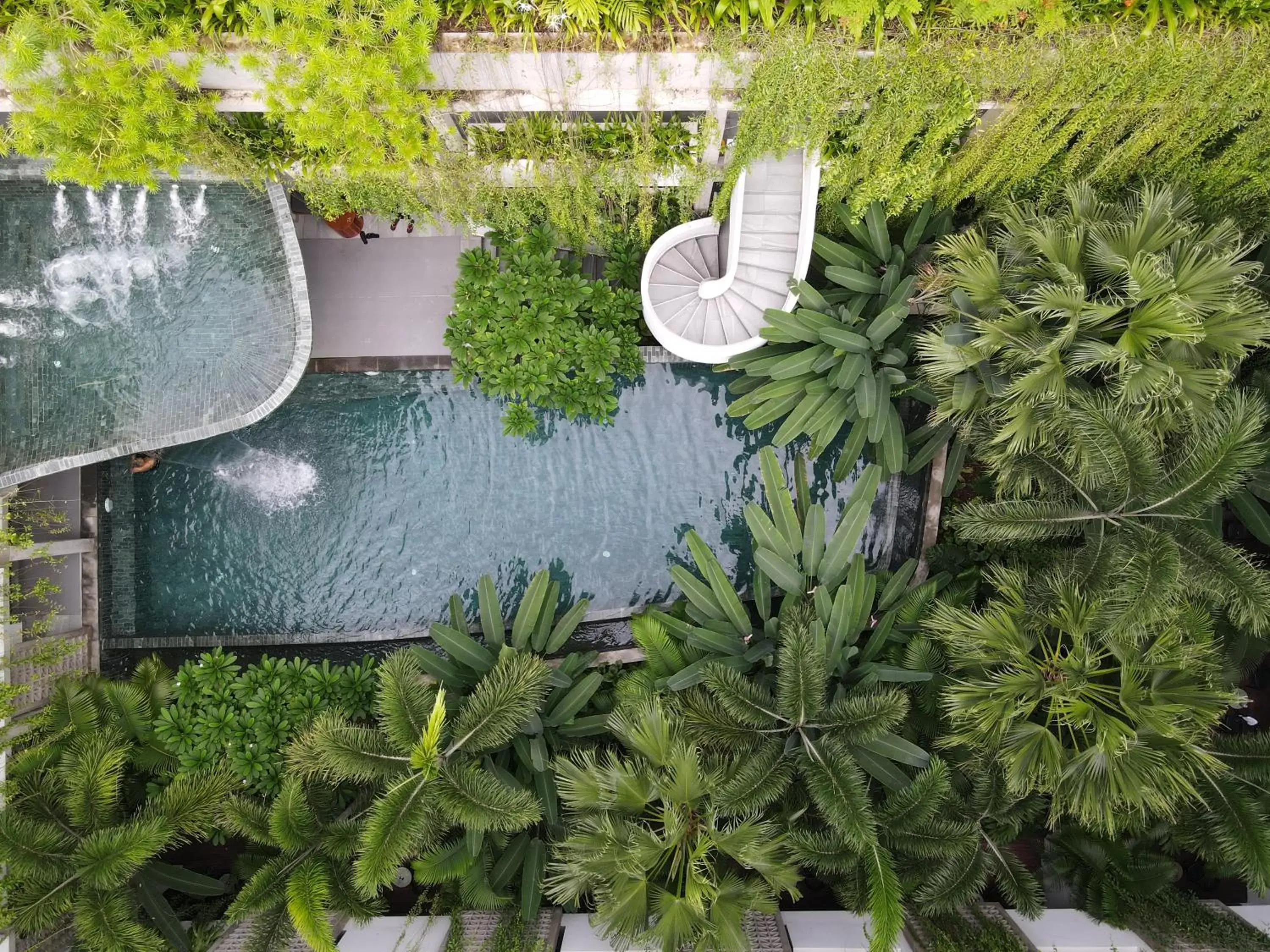 Swimming pool, Bird's-eye View in Baitong Hotel & Resort Phnom Penh