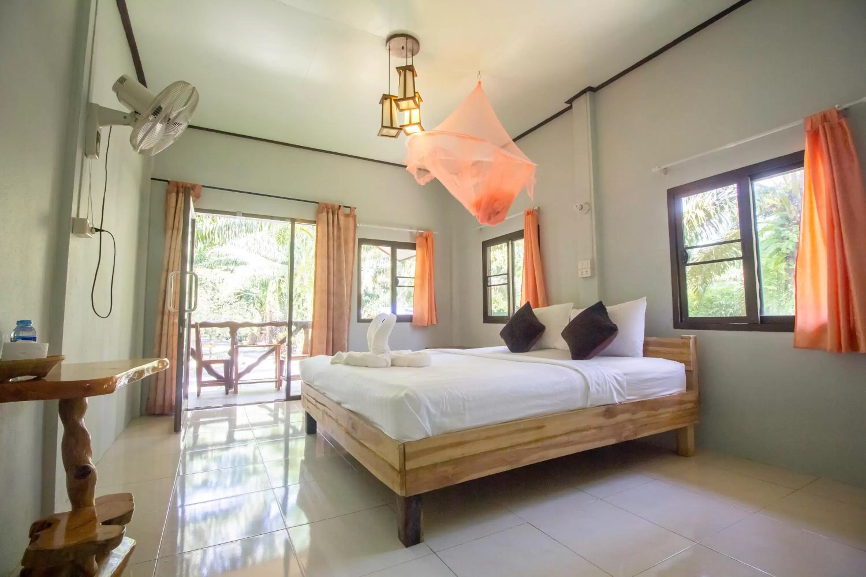 Photo of the whole room, Bed in Khao Sok Palmview Resort