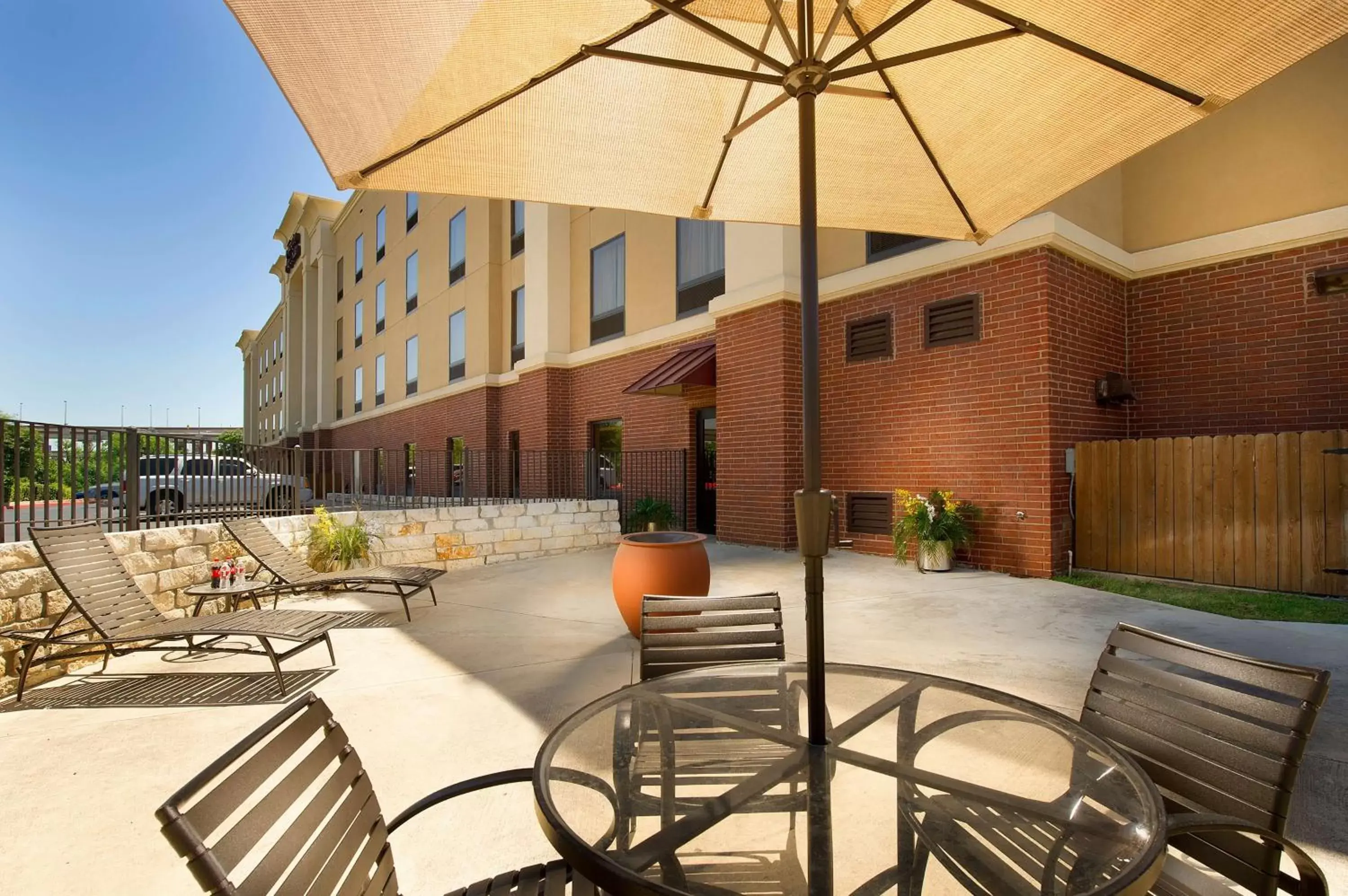 Patio, Swimming Pool in Hampton Inn and Suites San Antonio Airport