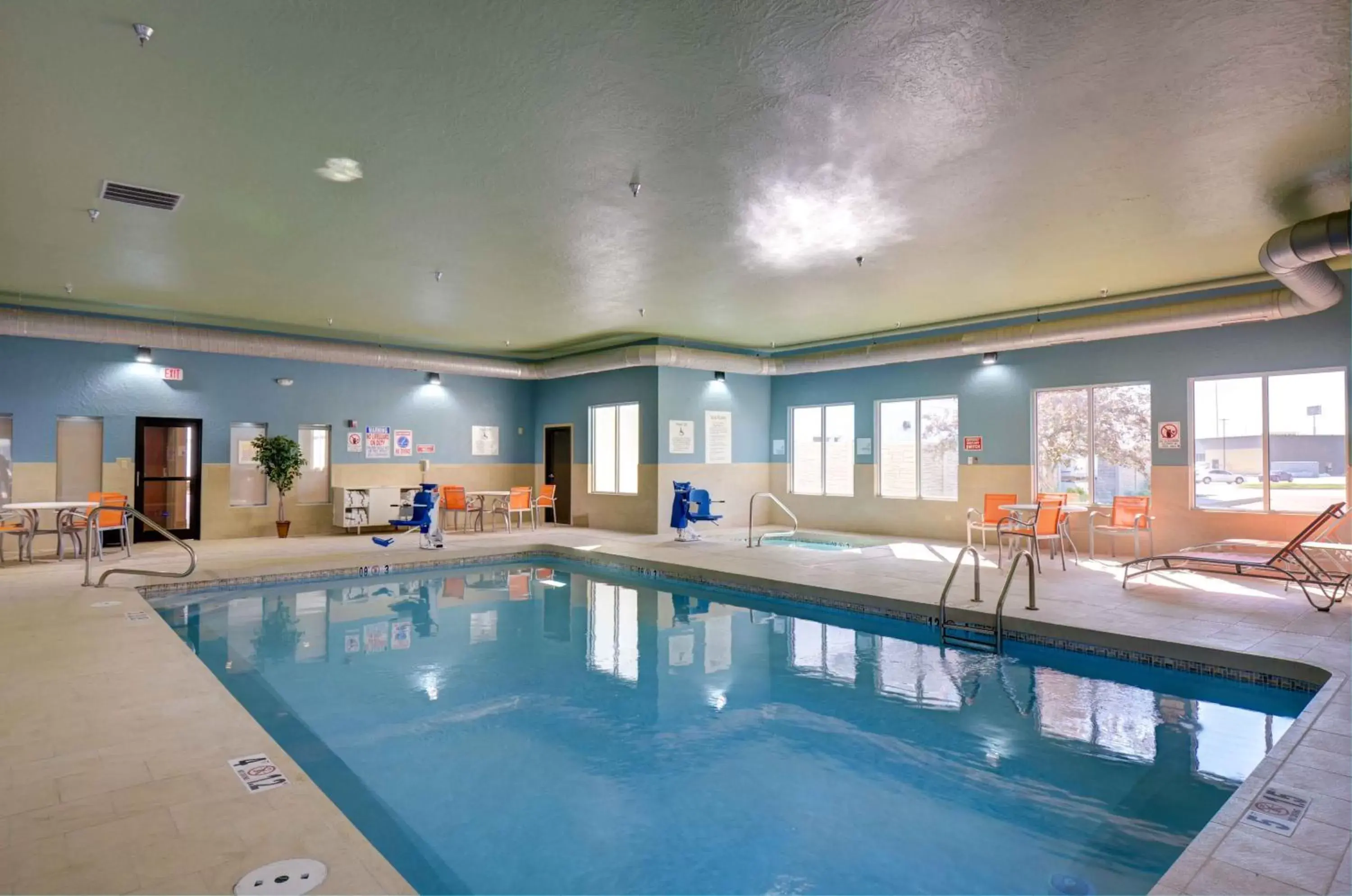 Swimming Pool in Holiday Inn Express & Suites North Platte, an IHG Hotel