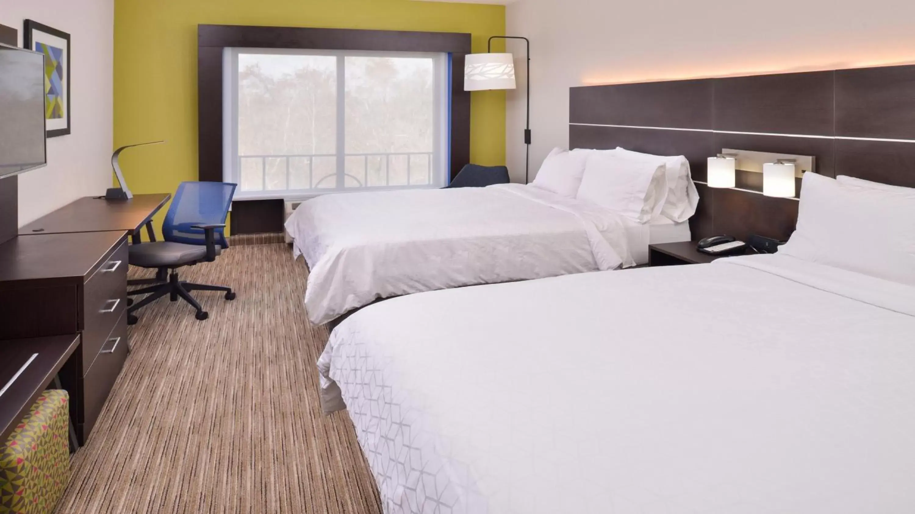 Photo of the whole room, Bed in Holiday Inn Express Hotel & Suites La Place, an IHG Hotel