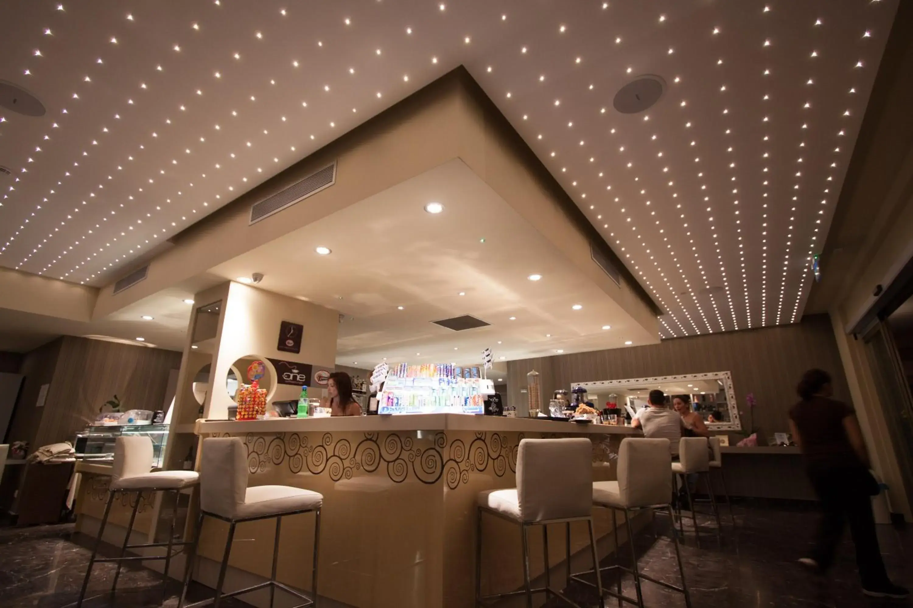 Lounge or bar in Main Palace Hotel Lounge or bar in Main Palace Hotel