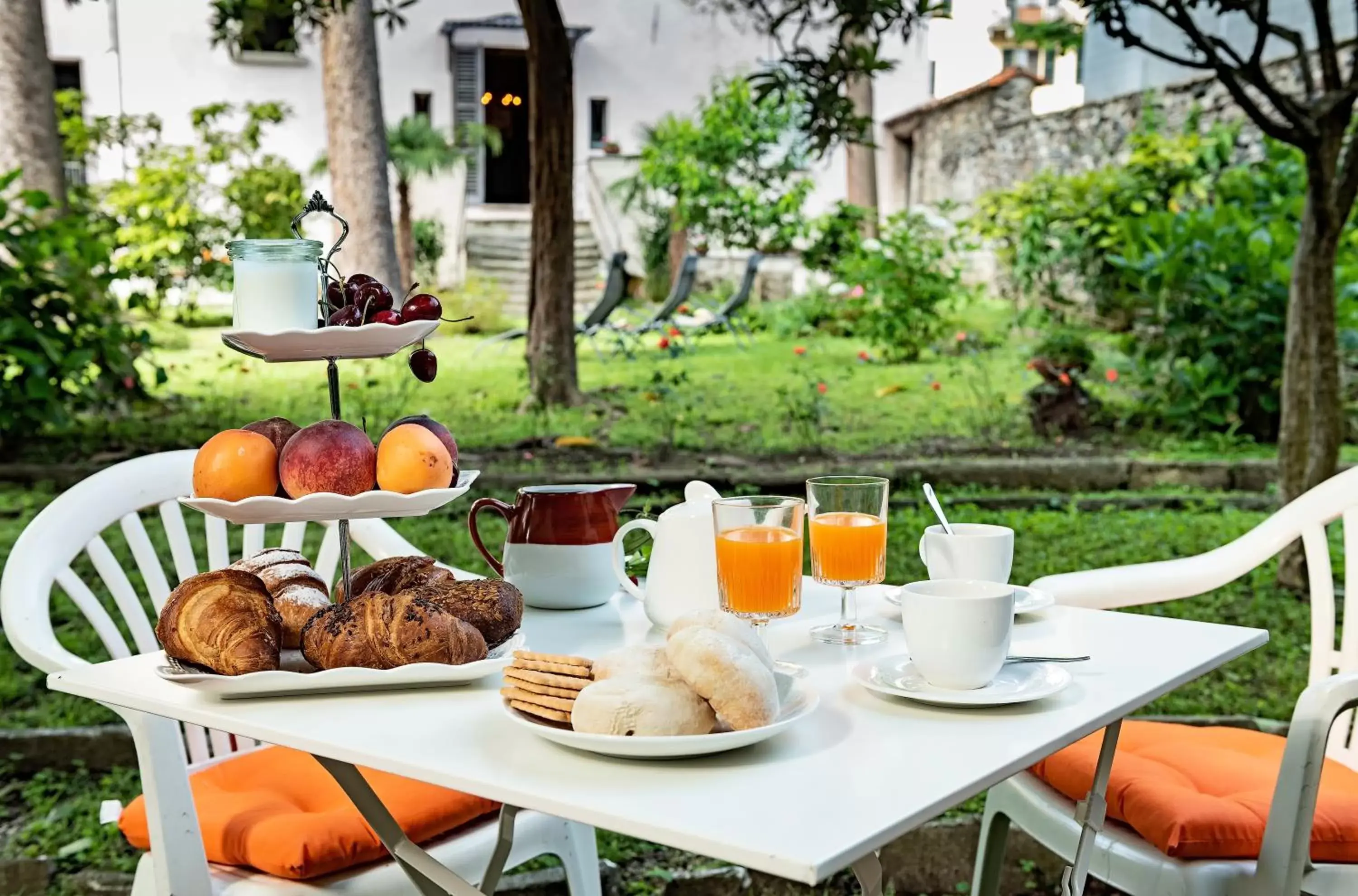 Garden, Breakfast in B&B Villa Rosalinda